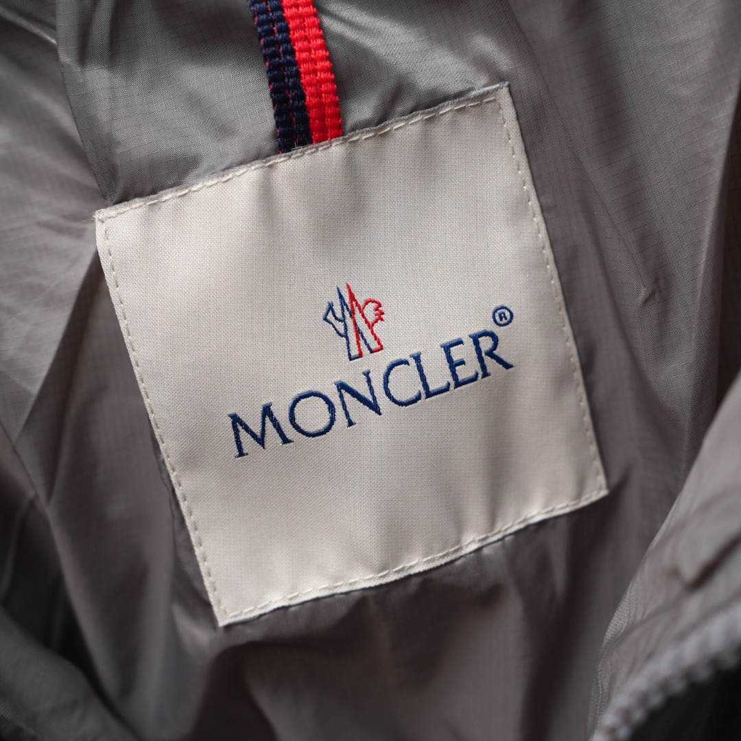 Moncler Haute Couture Haute Couture Ready-to-Wear Clothing Dress Jacket 8