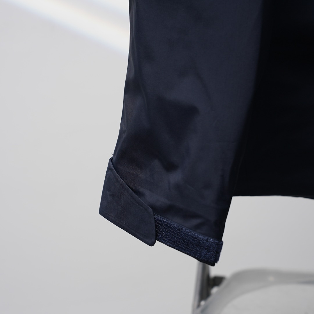 市售最高版本 现货供应 鹅绒版🔥 工厂直供💰620
Arc&lsquo;teryx丨始祖鸟顶级Macai买菜顶级连帽鹅绒服

配色：藏青色
尺码：S-XXL