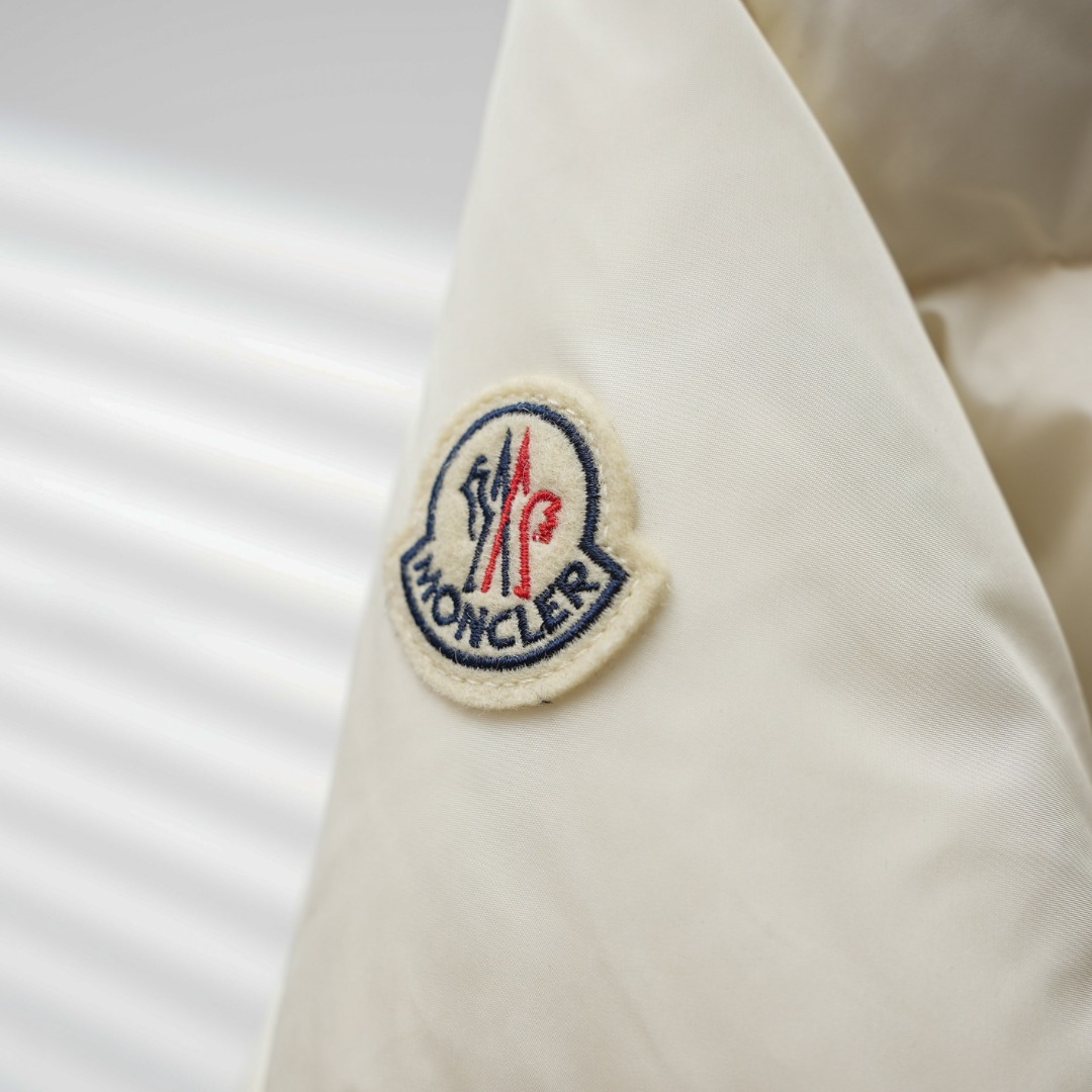 盟可睐 Moncler 高定典藏名品高定成衣时装外套连衣裙衬衫T恤 #B3E73FE4 5