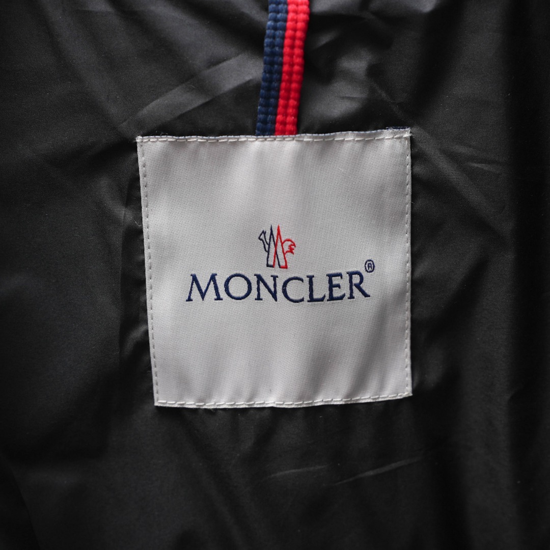 Moncler Haute Couture Designer Jacket Coat Ready-to-Wear Ref 7