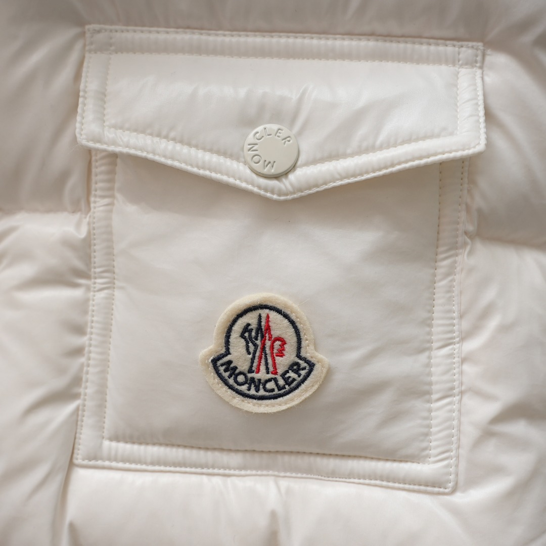 盟可睐 Moncler 高级成衣风衣外套及大衣服饰 #106C95E8 5