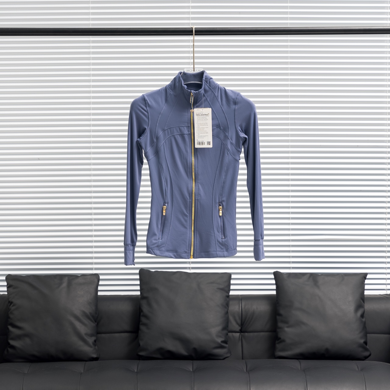 lululemon丨露露乐檬Define金拉链立领瑜伽服
配色:阴影蓝金标
尺码:2 4 6 8