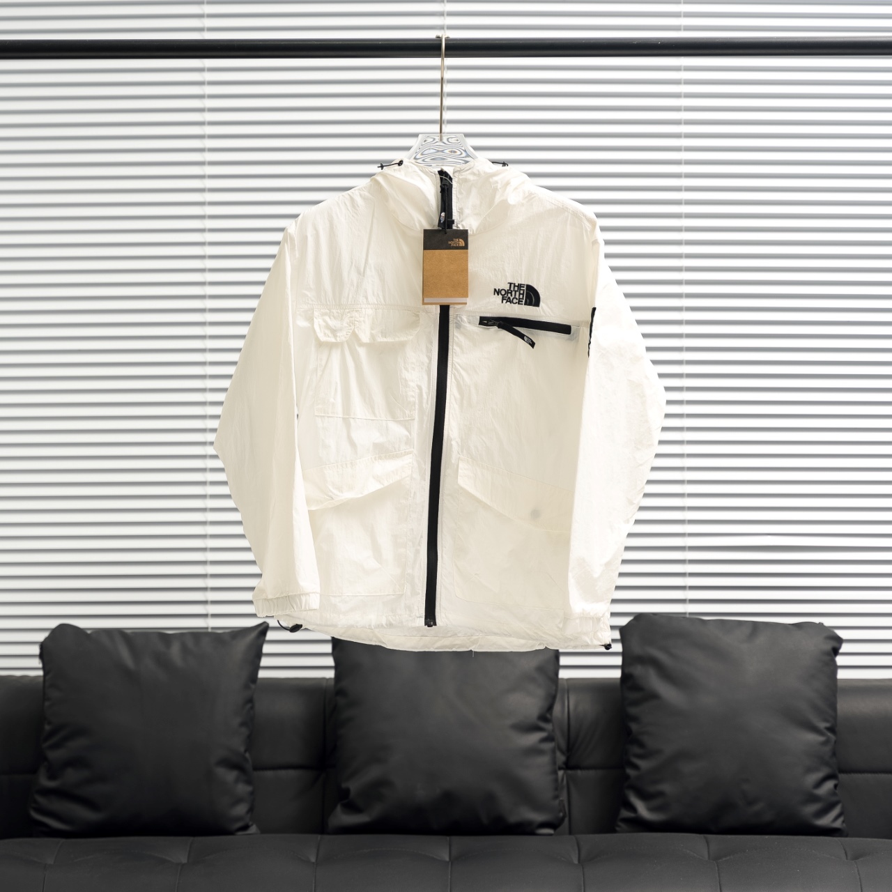 工厂直供💰110
TNF丨北面NJ3LQ03KL韩版防晒服
配色:白色 灰色 卡其 紫色
尺码:XS-XXL