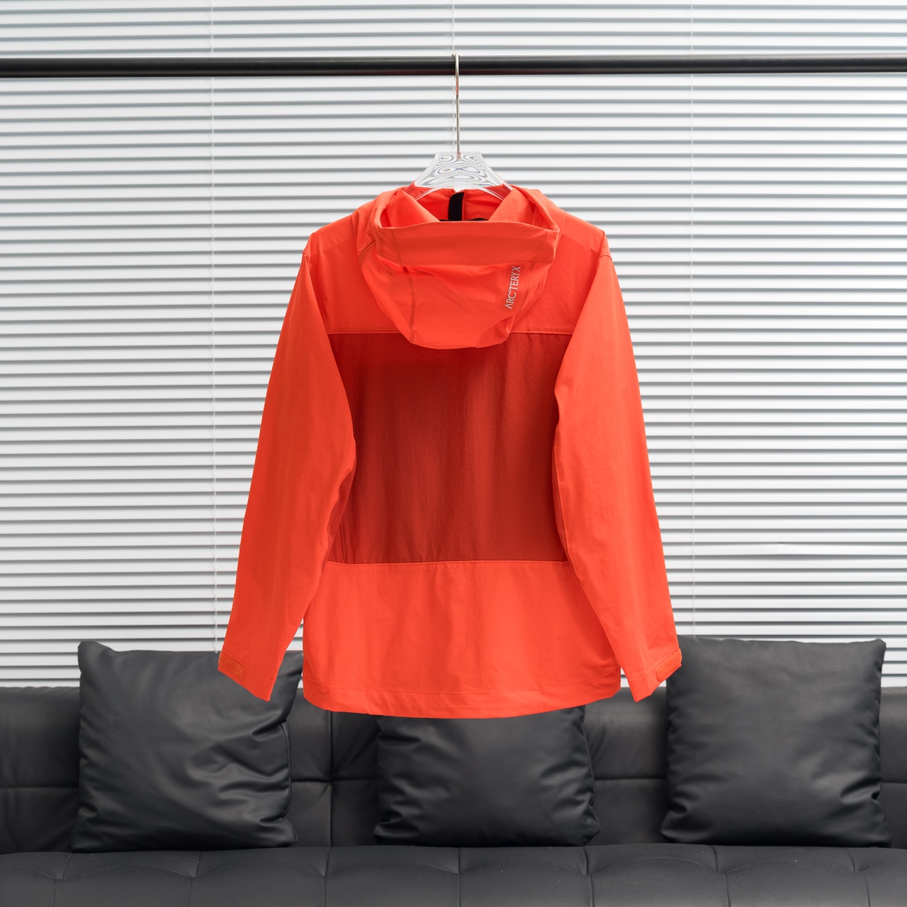Arc'teryx Serratus Hoody Jacket - Climbing & Hiking - Orange - S to XXL 3 windows1748230160476 775127711 1818535059