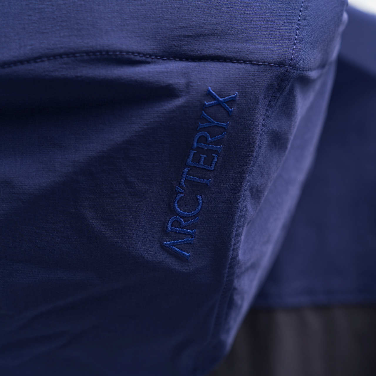 Arc'teryx Serratus Hoody: Lightweight & Durable Climbing Jacket - Various Colors 4 windows1748230227104 1662987965 1958881642