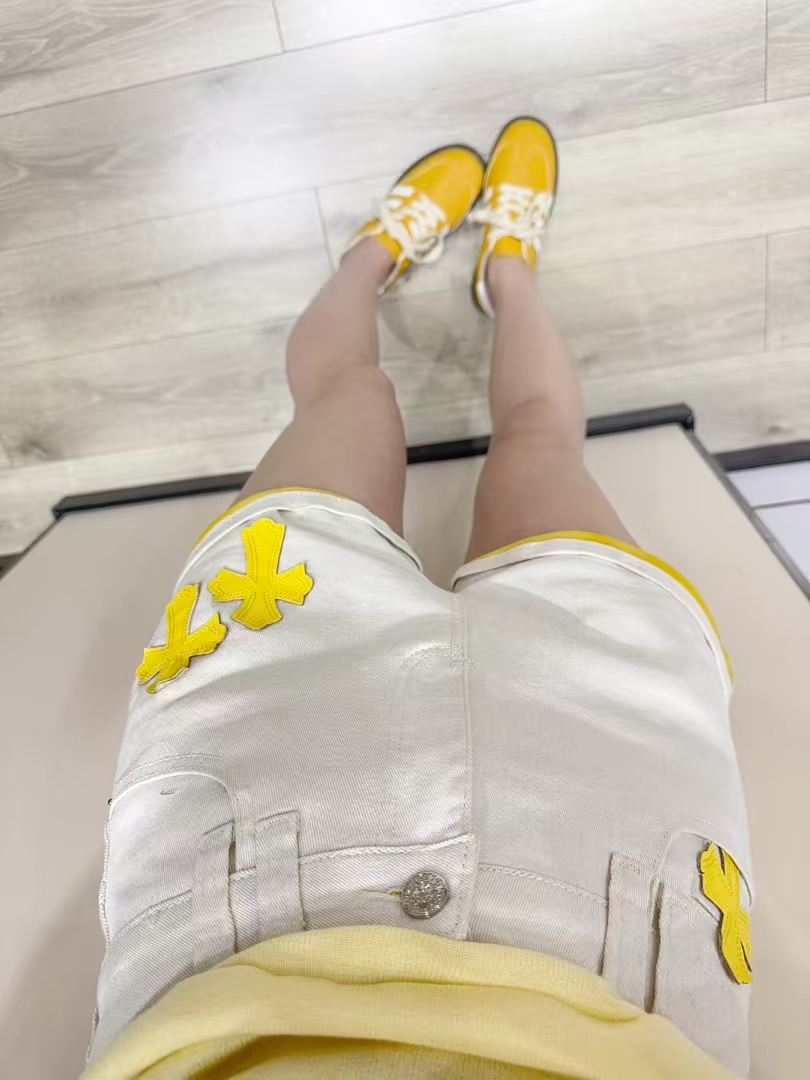 P437 is a one-size-fits-all female outfit with a pack of Zencro, Zipper shorts, SML. p - 图片 4