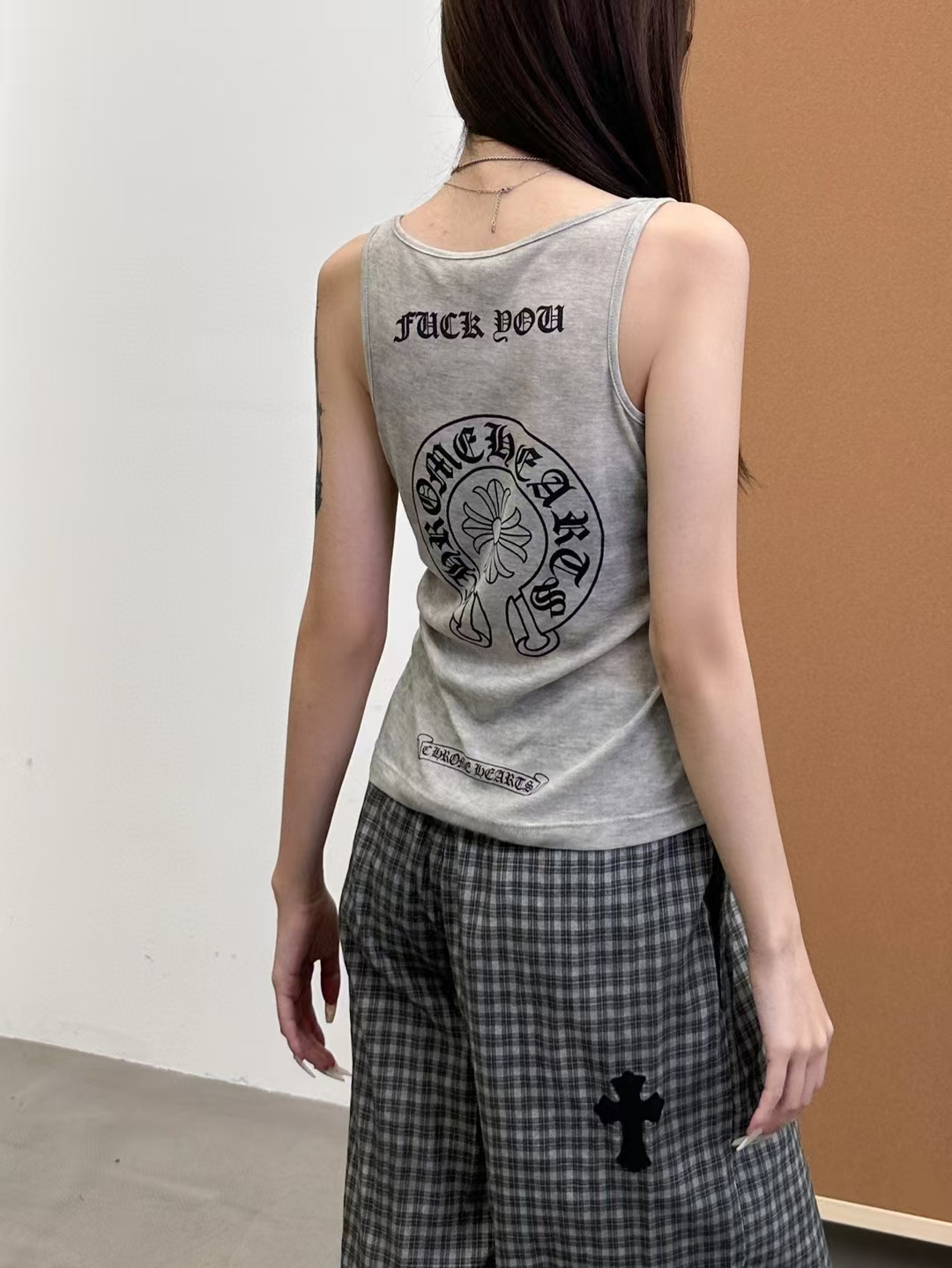 Fashion Trends: Zencrops Packs, New Vests, Dress-Washing Wax Dyes, Twirling Fabrics - 图片 4