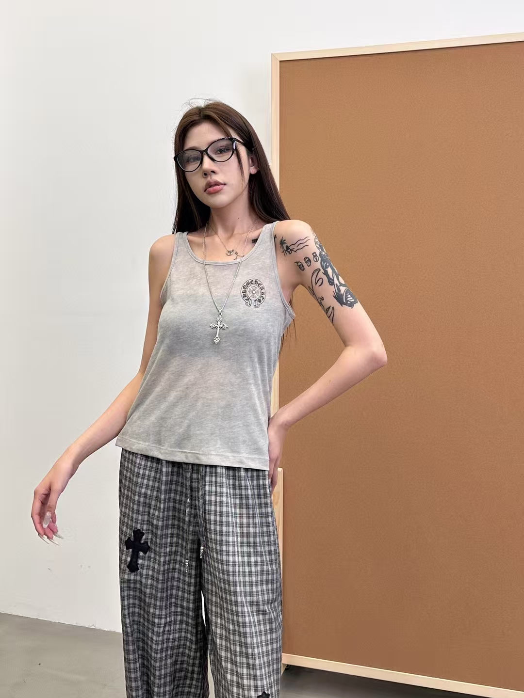 Fashion Trends: Zencrops Packs, New Vests, Dress-Washing Wax Dyes, Twirling Fabrics - 图片 7