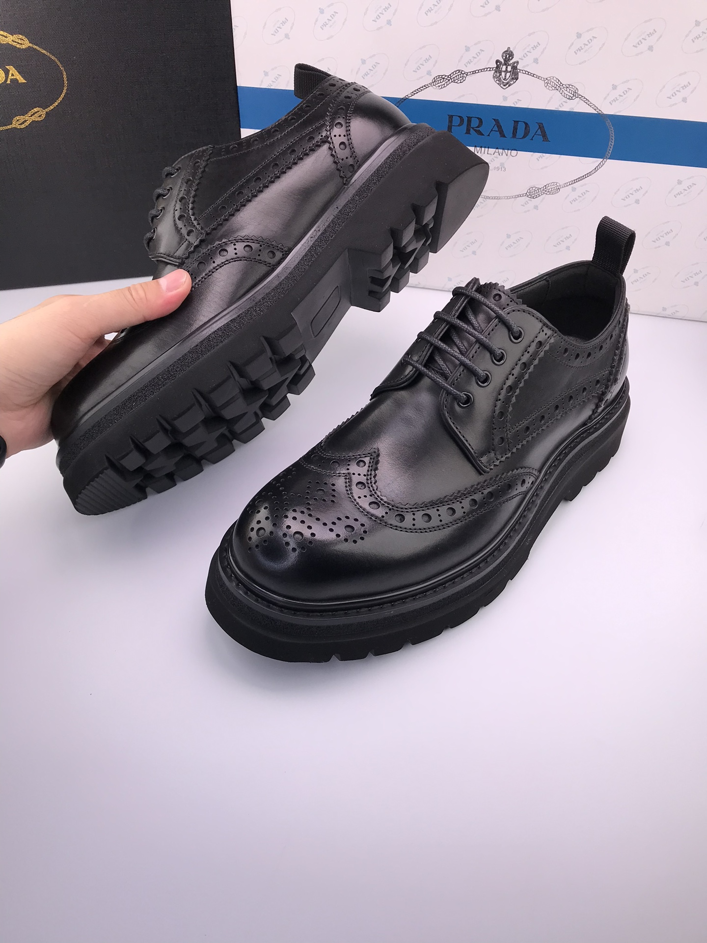 PRADA Zapatos Oxford de Cuero con Plataforma Gruesa para Hombre
