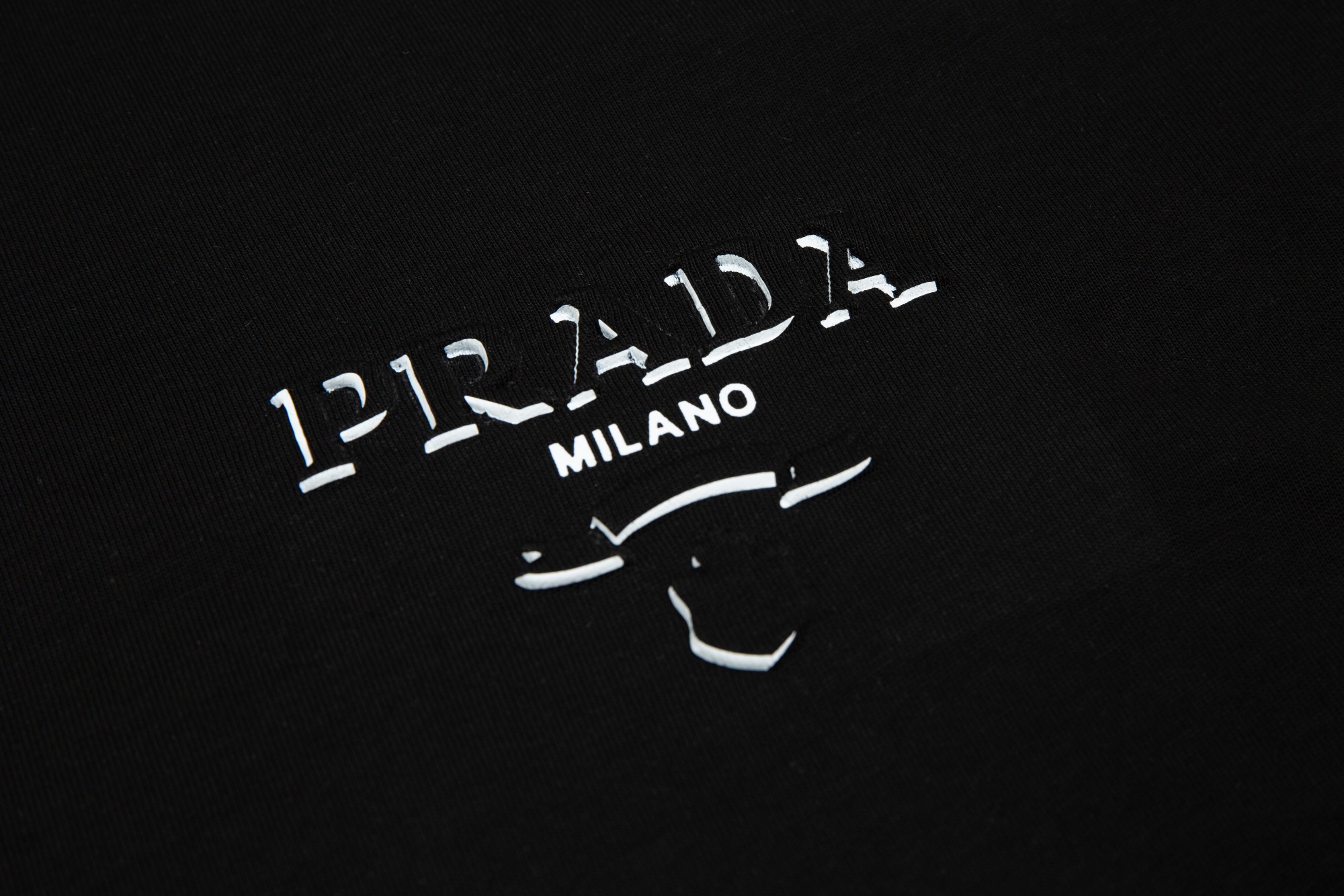PRADA/普拉达 24ss 烫图压印短袖