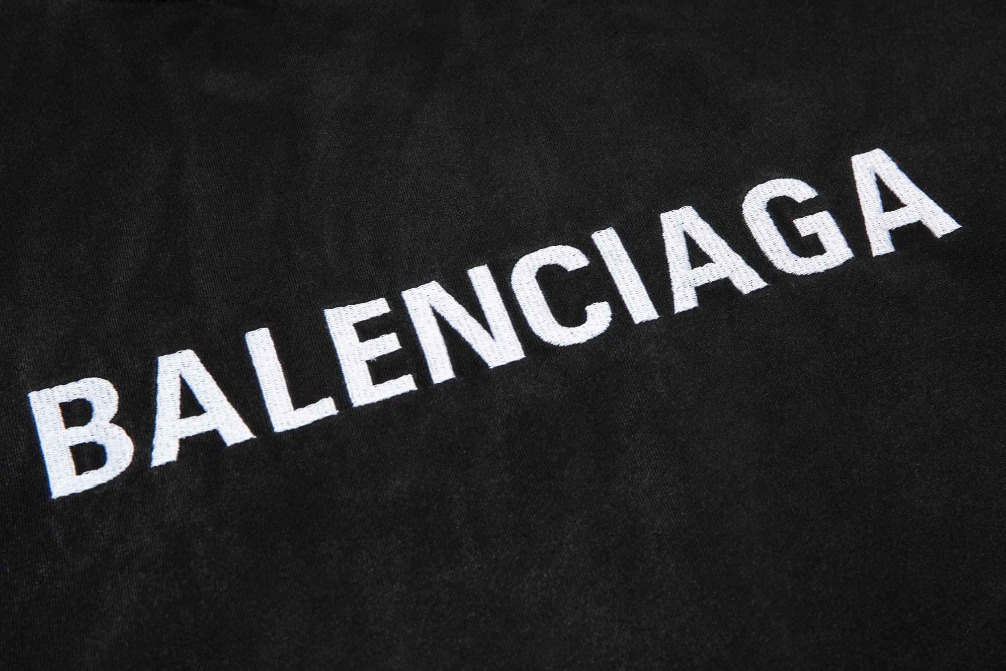 （顶级） BALENCIAGA/巴黎世家 24ss 前后logo刺绣渐变做旧短袖