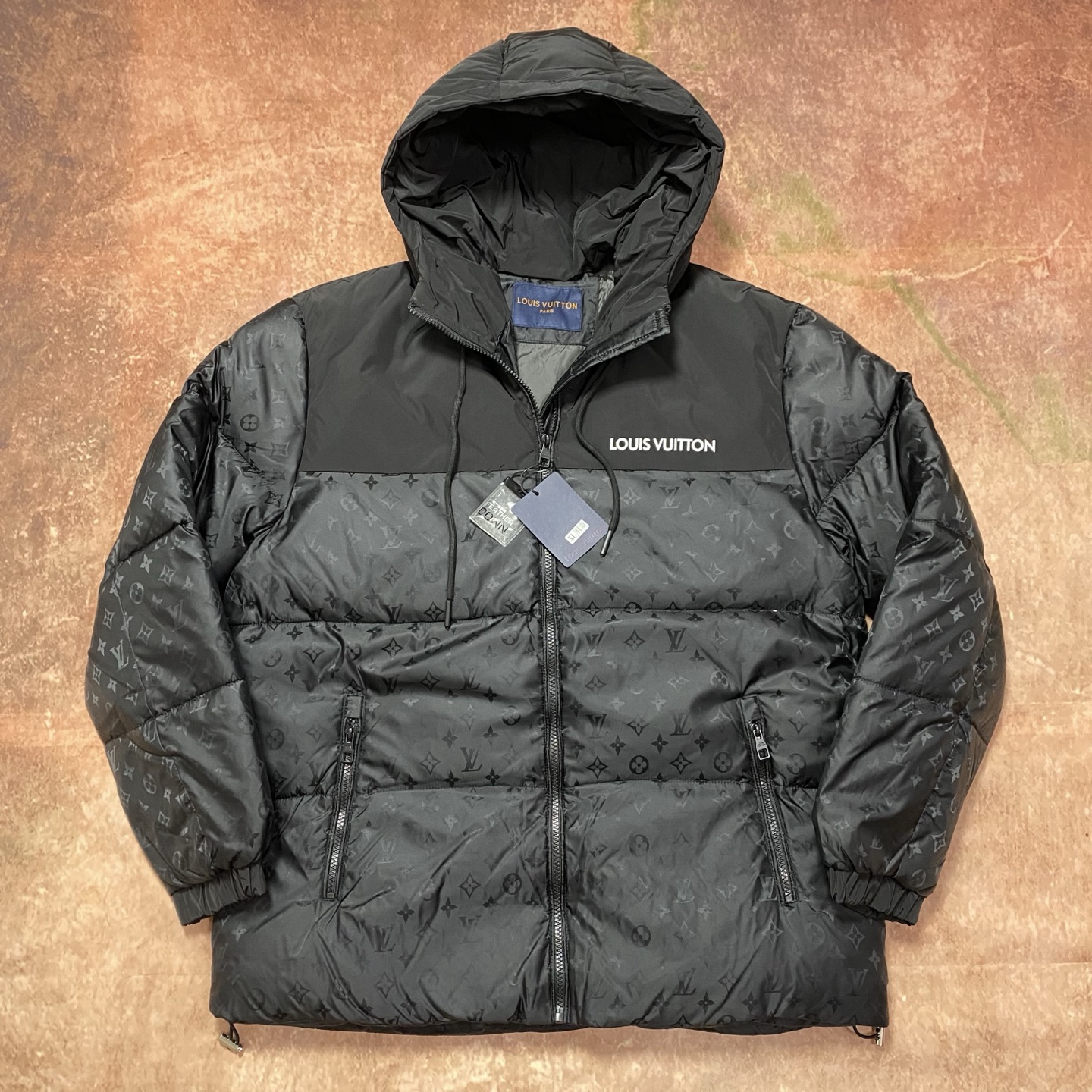 P400 Louis Vuitton 1V Chaqueta de plumón con logo bordado en todo el pecho original de Louis 2024, impermeable y con ca…