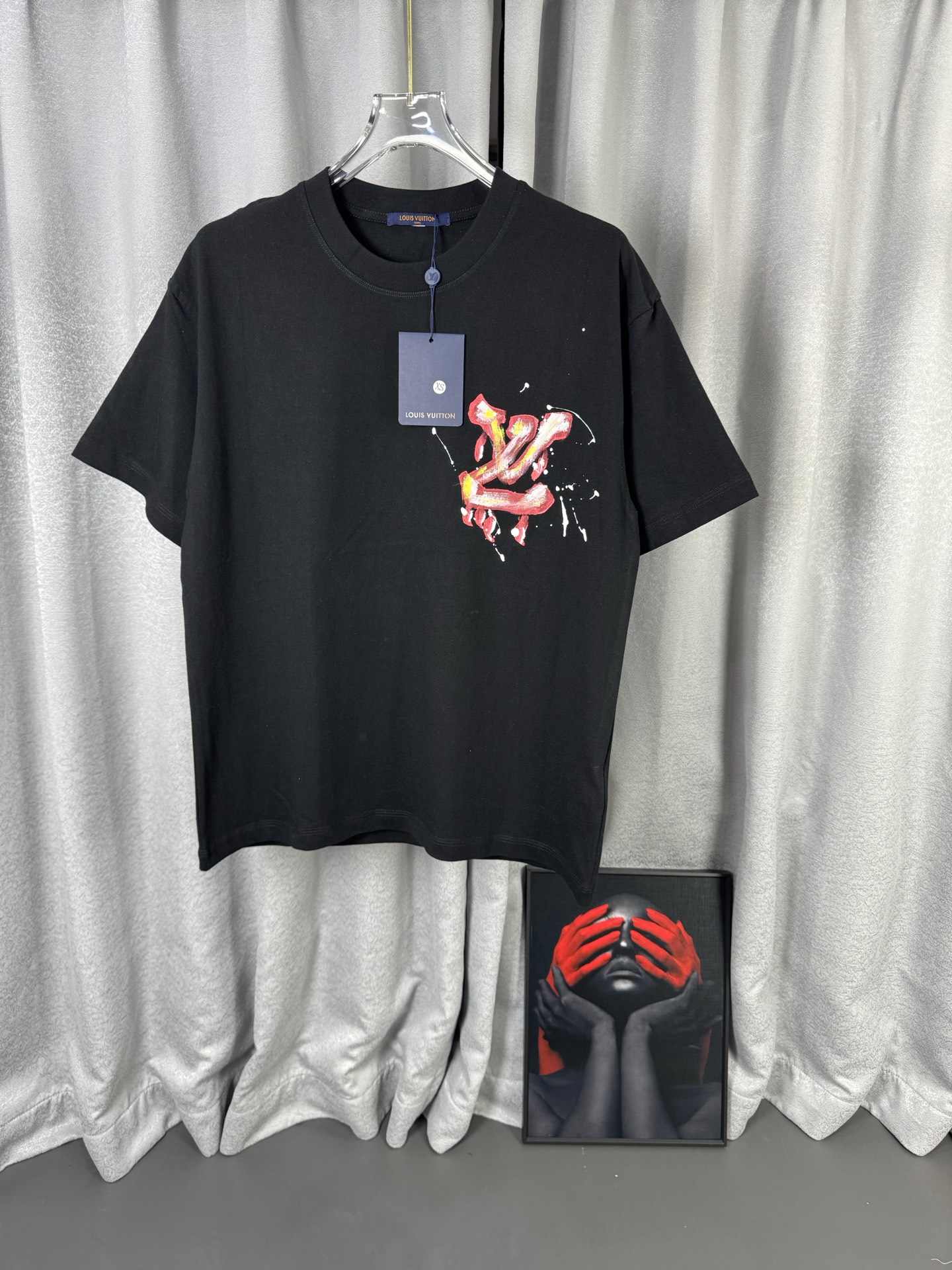 P85 [alta versión] 1v Louis Vuitton 2026SS Primavera/Verano de alta densidad, camiseta de manga corta con estampado dir…