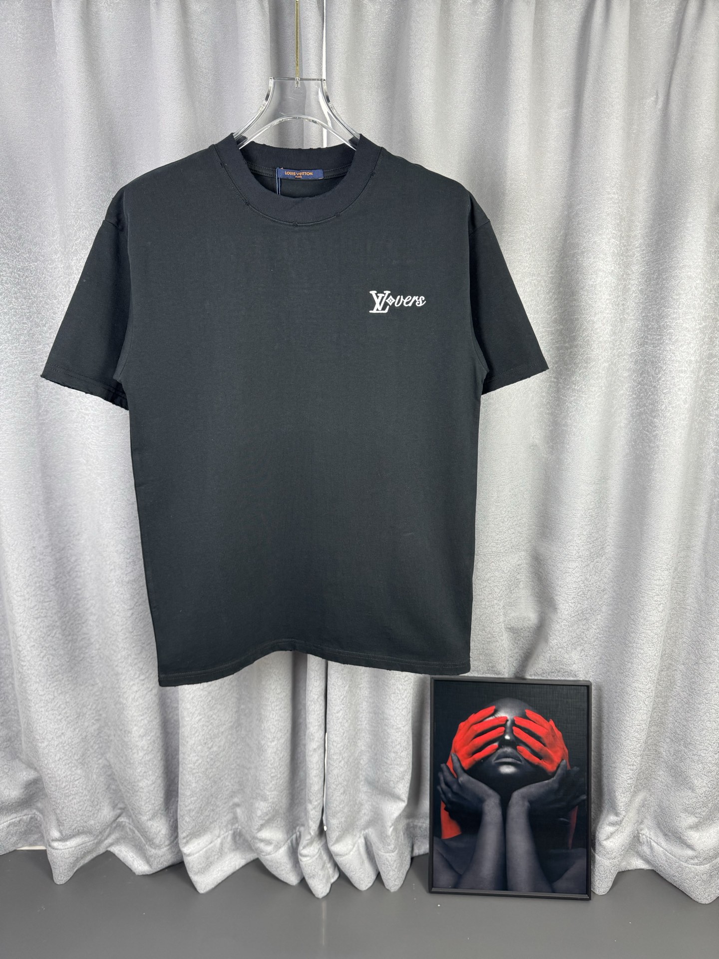 P95 [alta versión] 1v Louis Vuitton 2026SS Primavera/Verano de alta densidad, camiseta de manga corta con bordado pesad…