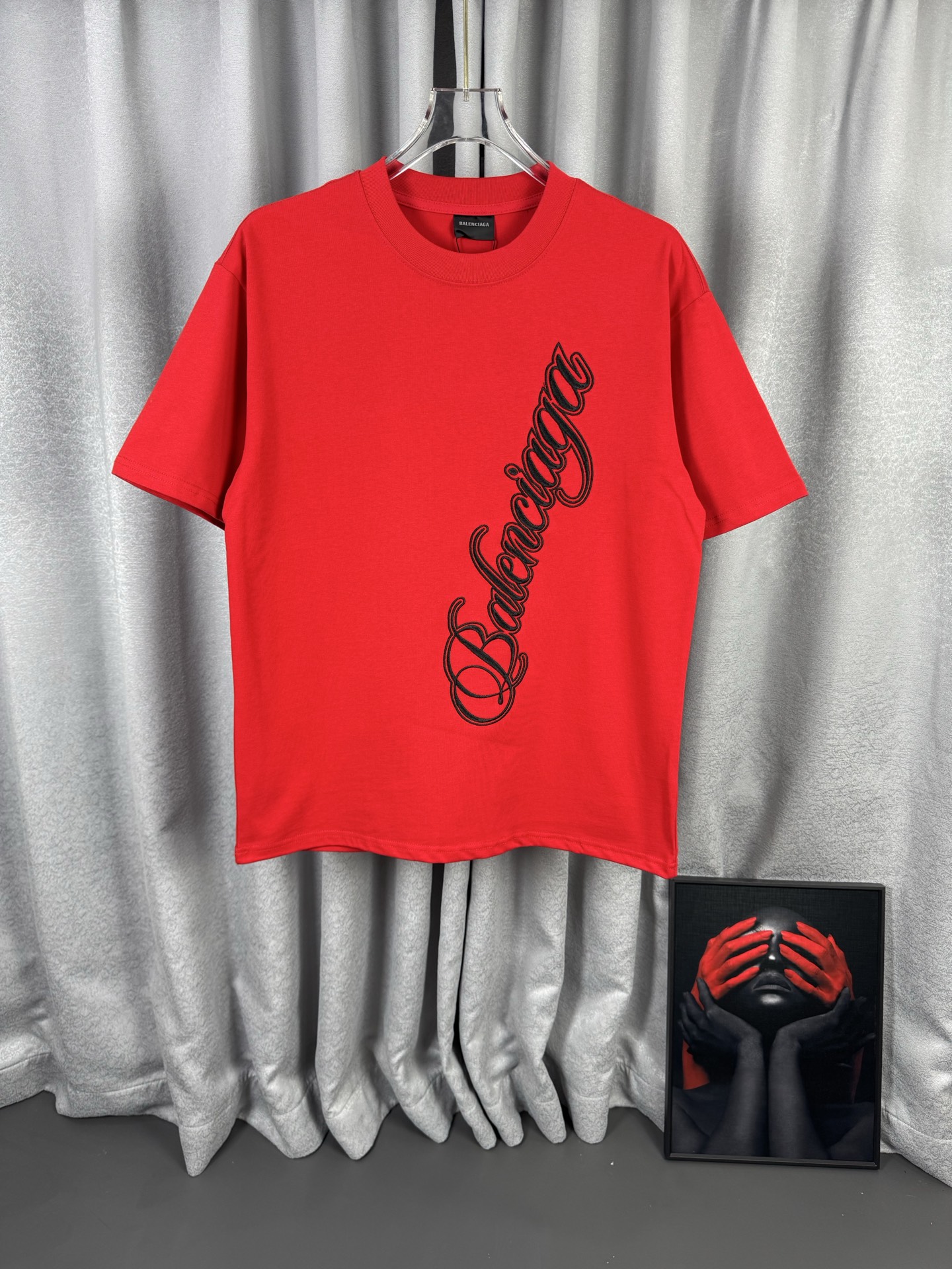 P85 [Versión superior] BLCG Balenciaga J 2026SS Camiseta de manga corta con logo grande de sarga con bordado de precisi…