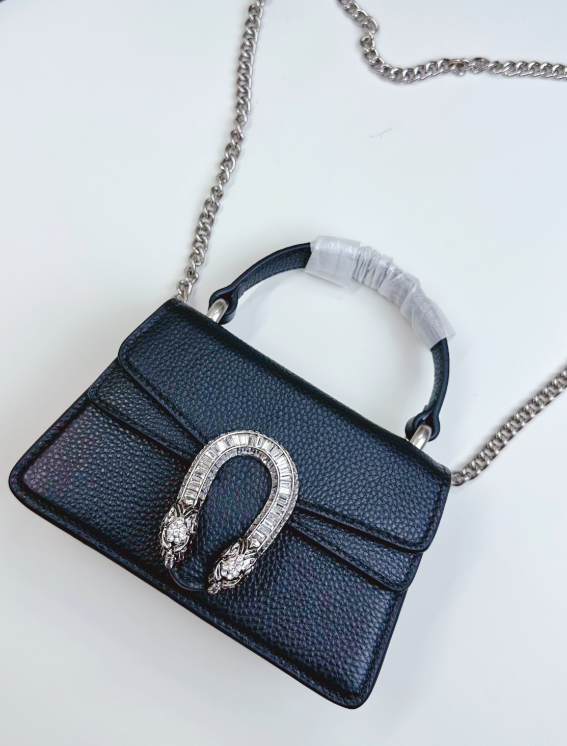 Dionysusミニ手提げバッグ - グリーンレザーと水晶の豪華なデザイン