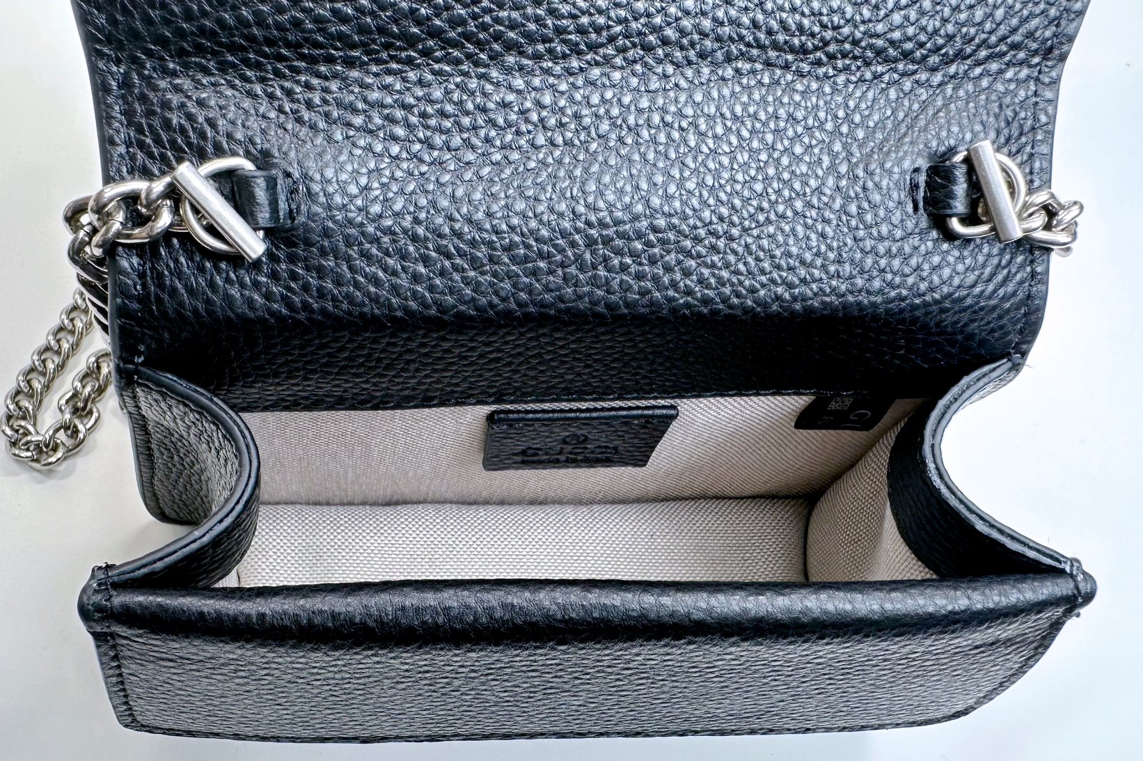 Dionysusミニ手提げバッグ - グリーンレザーと水晶の豪華なデザイン