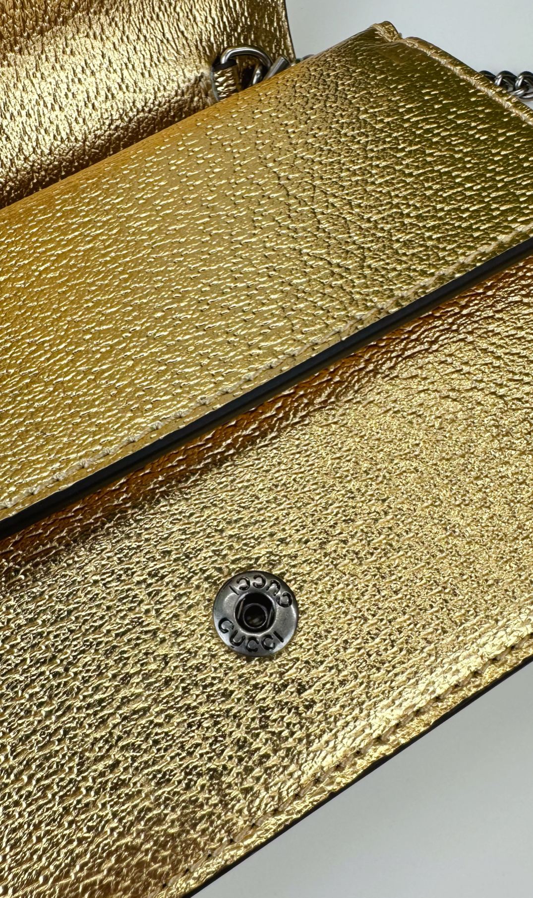 Dionysusシリーズ迷你手提包 - グリーンレザーと水晶アクセント