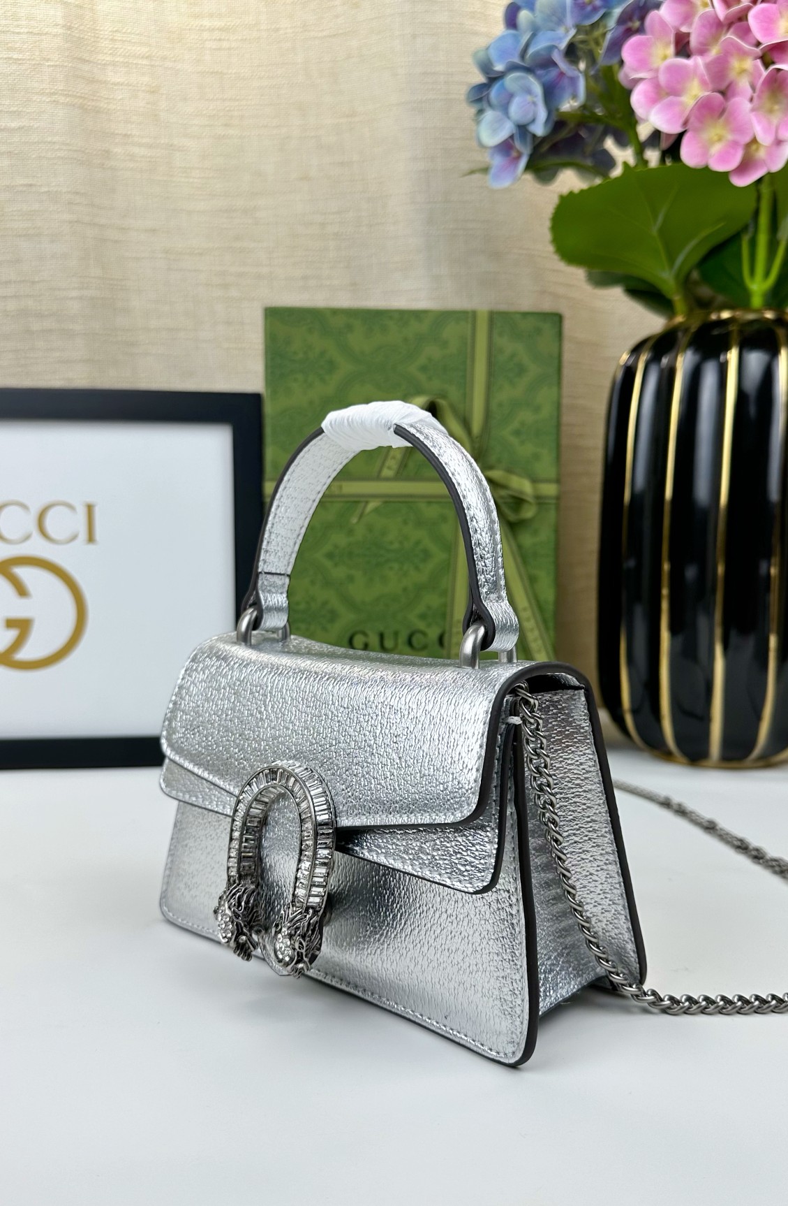 Dionysusシリーズ迷你手提包 - 緑の革と水晶装飾のラグジュアリーデザイン