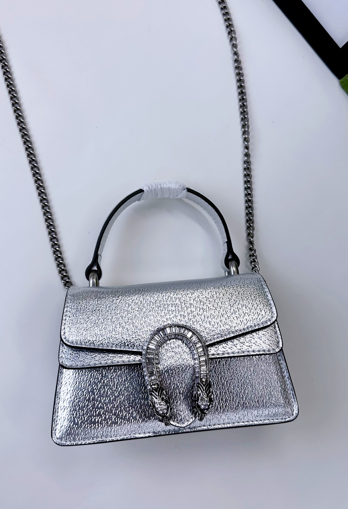 Dionysusシリーズ迷你手提包 - 緑の革と水晶装飾のラグジュアリーデザイン