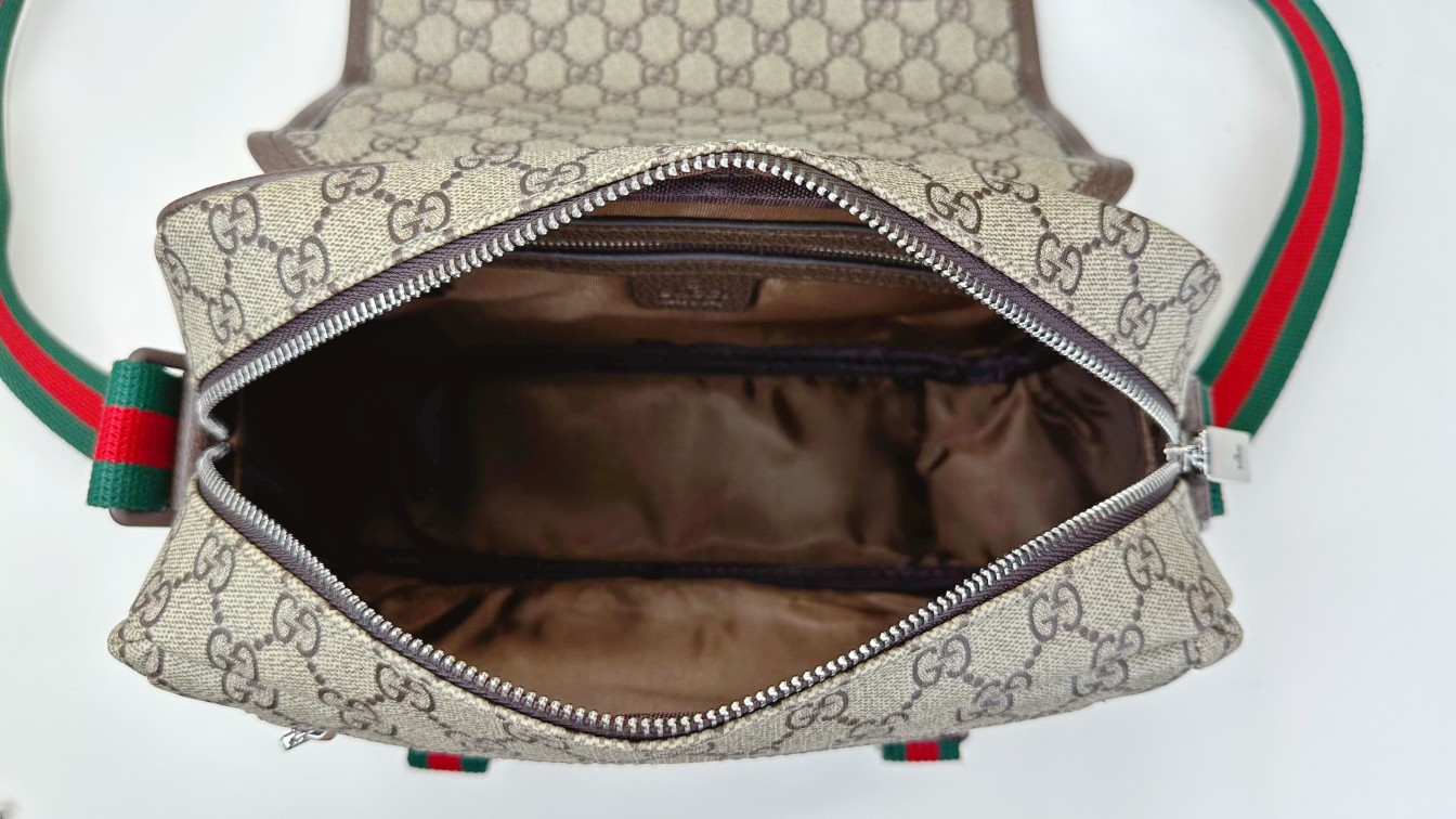 Gucci 504 GG郵差包 モダンなデザインと機能性を兼ね備えた一品