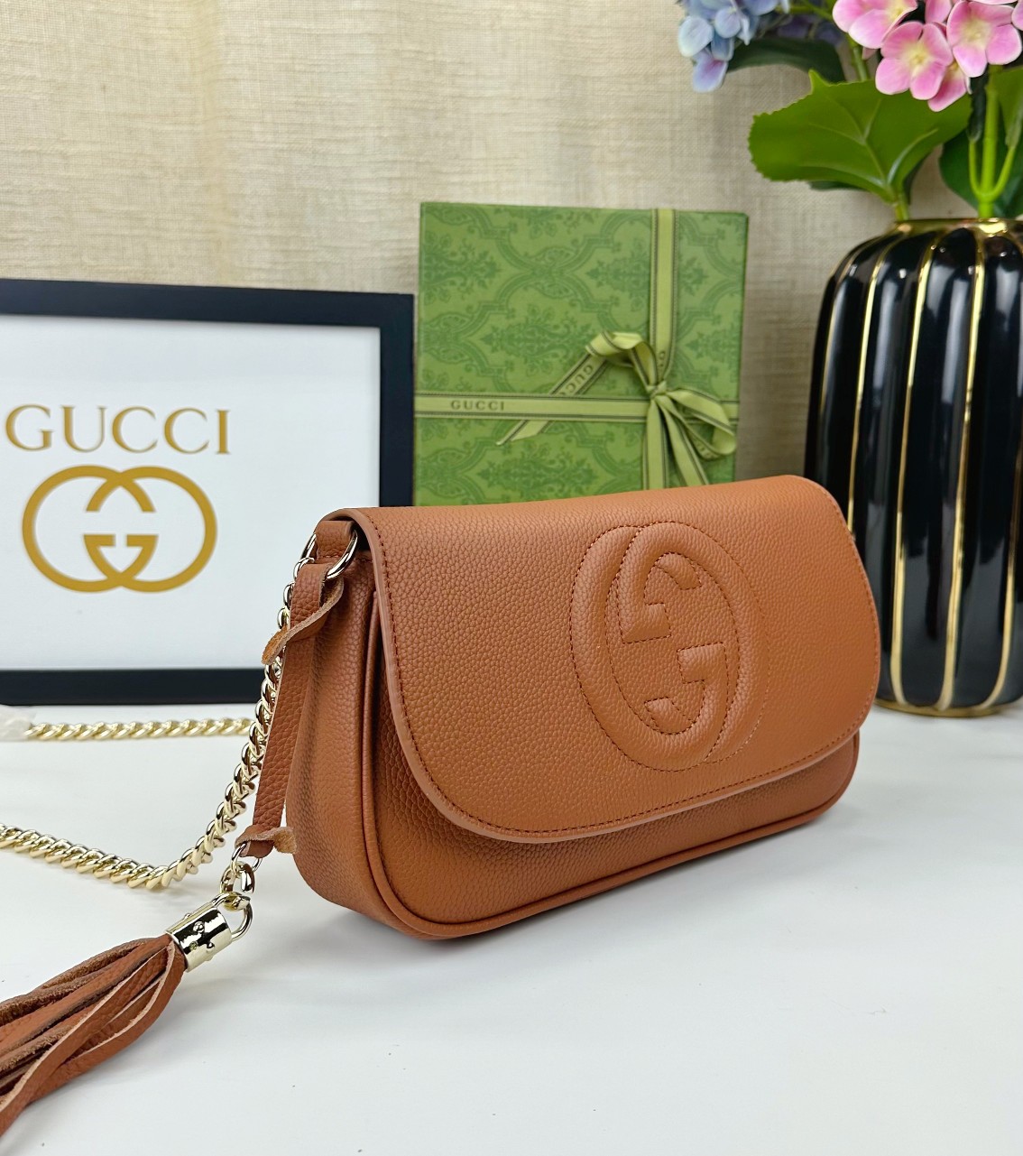 Gucci GG Marmont バッグ - 優雅なデザインと実用性を兼ね備えたアイテム