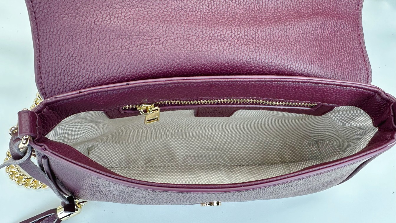 Gucci GG Marmont シリーズ 美しい全皮深紫ハンドバッグ