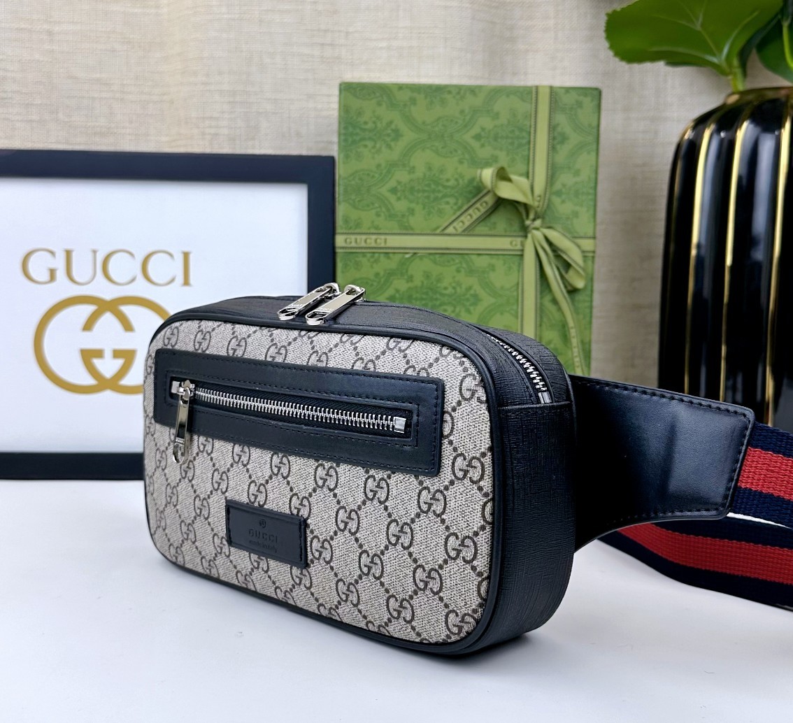 ‼Belt Bag 腰包以超舒适的柔软GG Supreme高级人造帆布制成的小包可调节腰带是Gu特有品牌