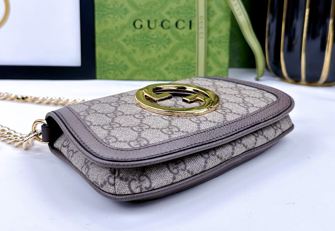 Gucci Blondie 腋下包 - 高品質な原厂皮老花と2本の替え肩紐付き