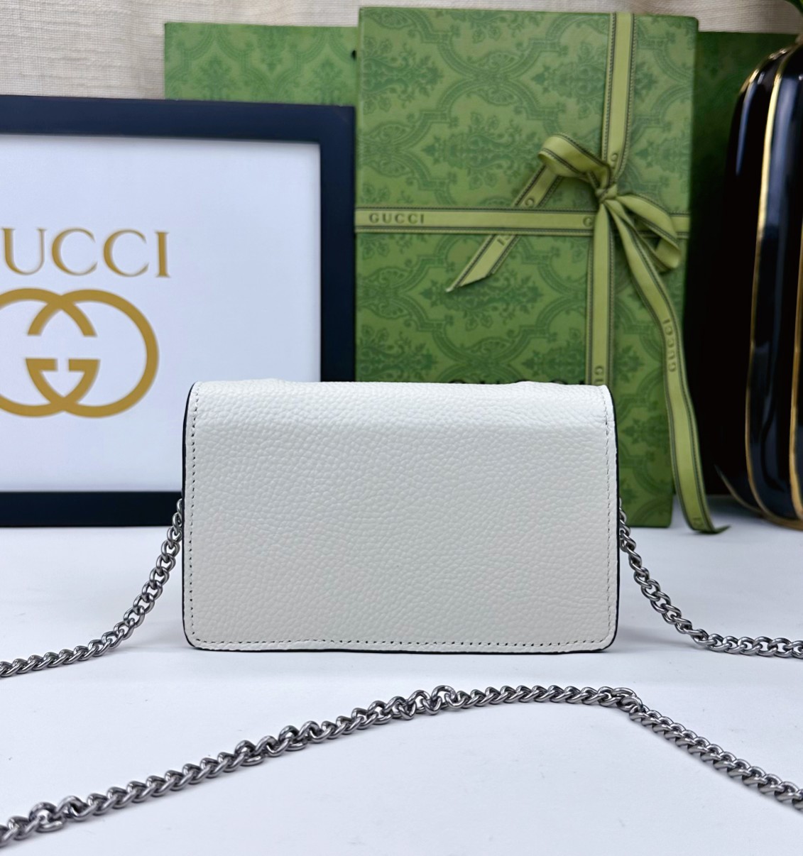 G家小酒神ミニバッグ - 構造的で多機能なデザイン