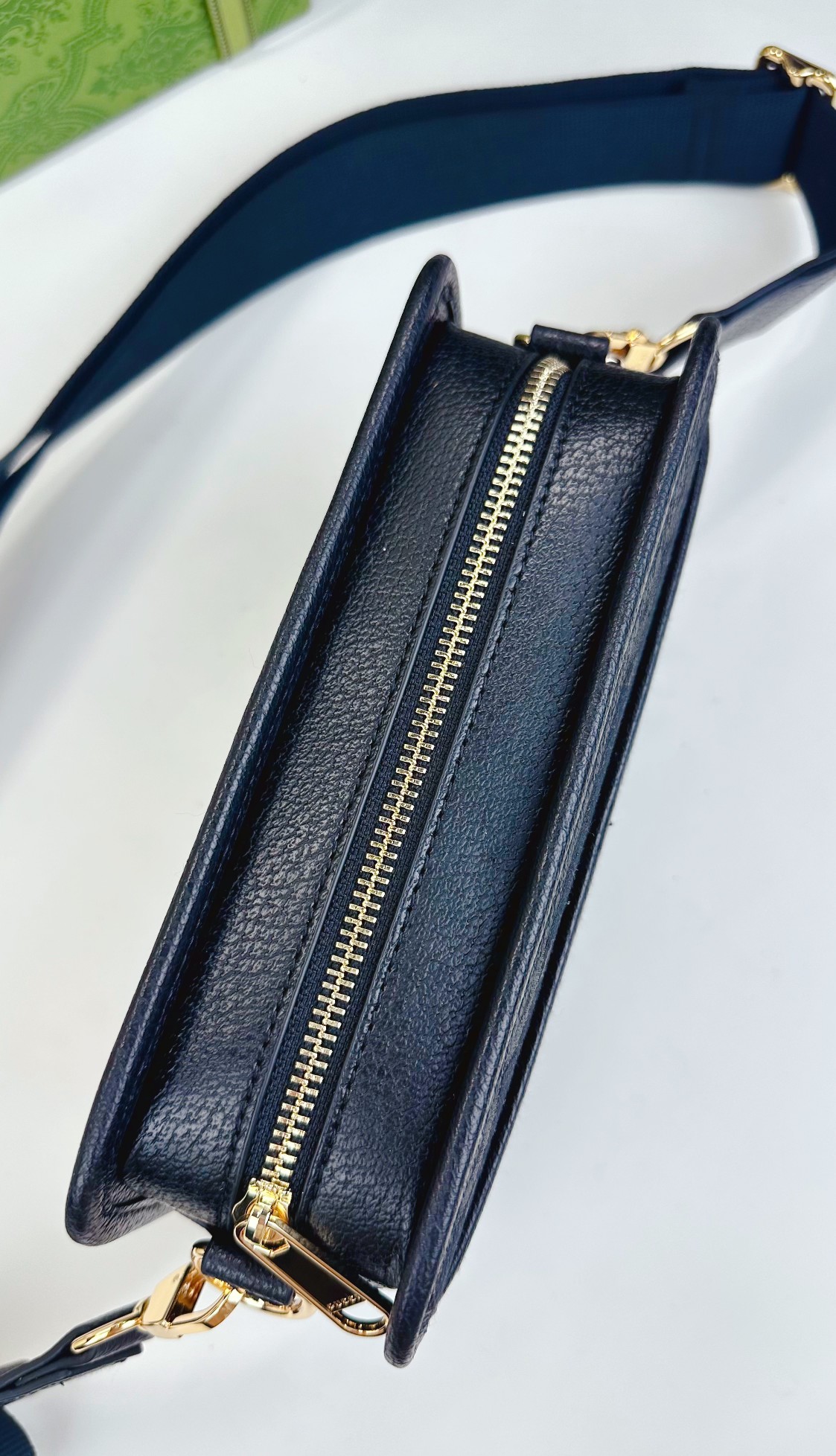 Gucci Ophidia中号トートバッグ - クラシックGGキャンバス