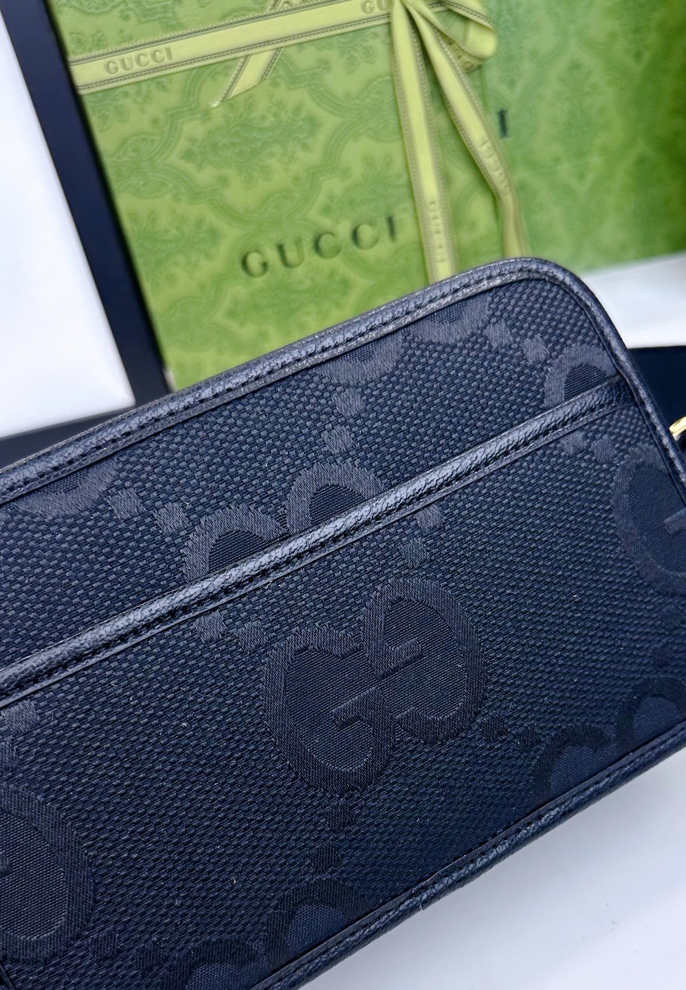 Gucci Ophidia中号トートバッグ - クラシックGGキャンバス
