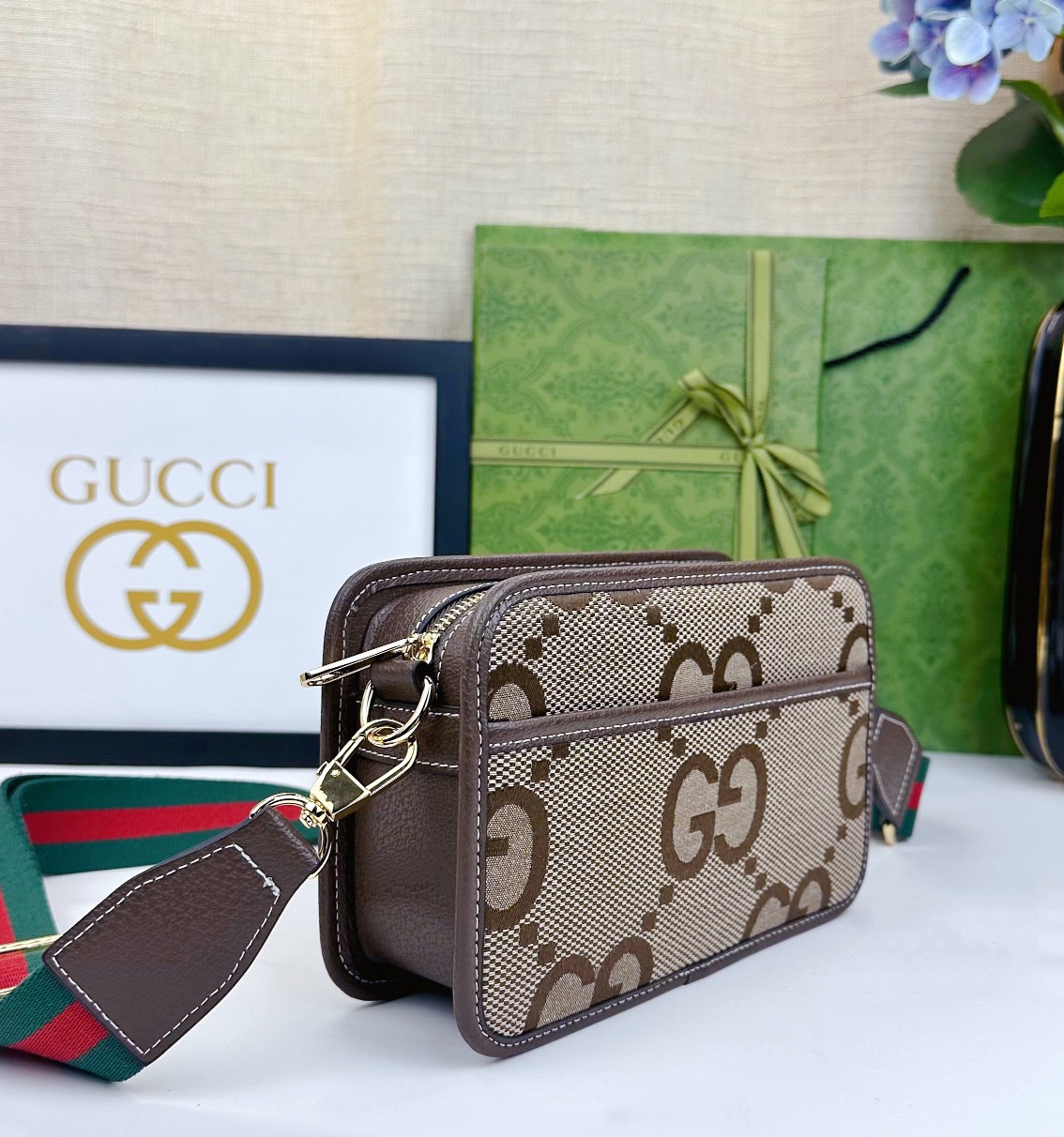 Gucci Ophidia 中号托特包 - GG帆布と黒色皮革の洗練