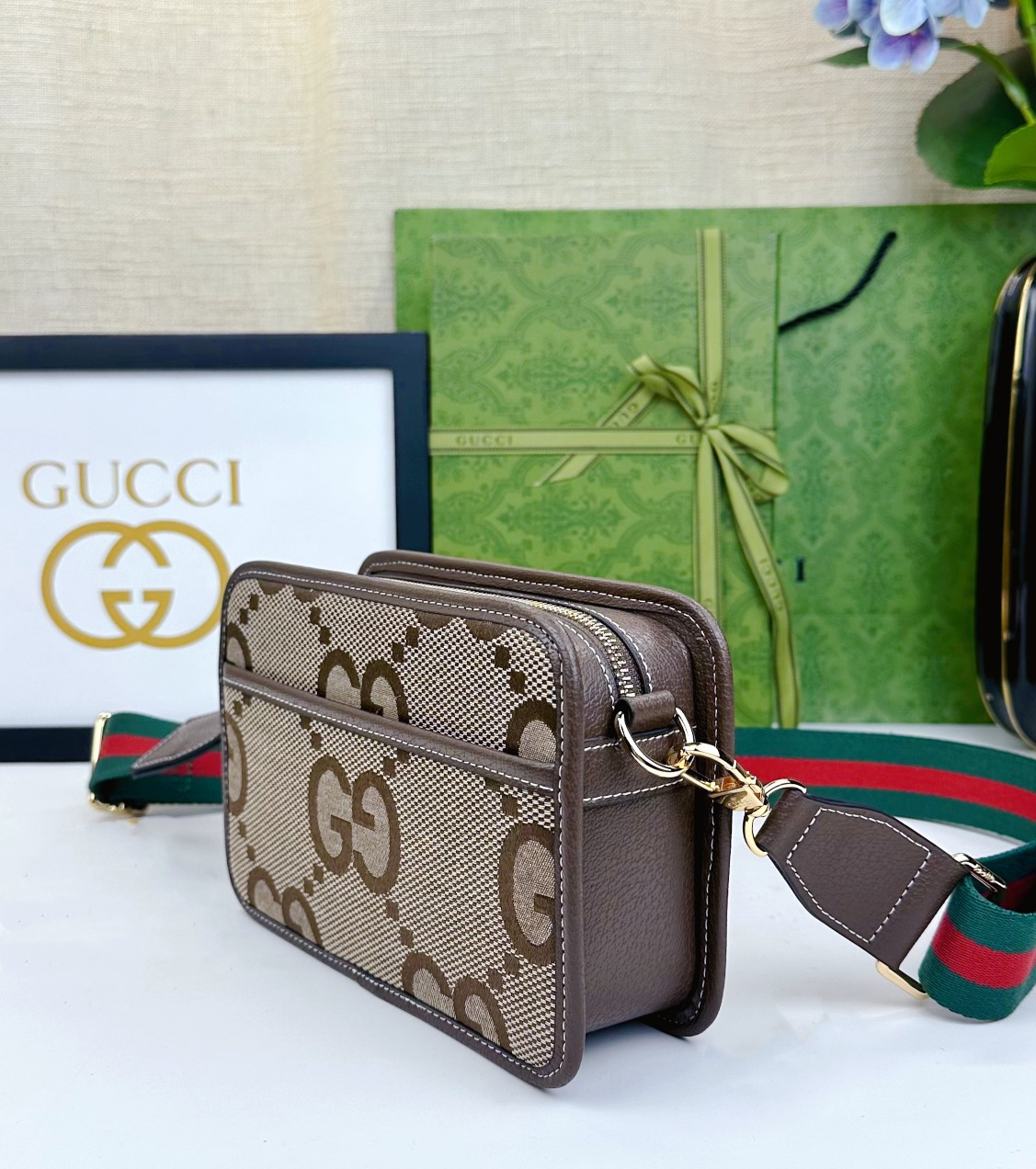 Gucci Ophidia 中号托特包 - GG帆布と黒色皮革の洗練