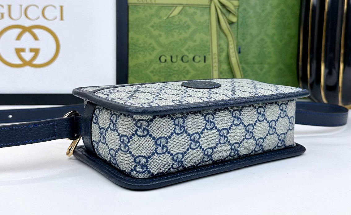 GG Supreme帆布小型肩背包 - 環境に配慮したデザインとクラシックカラー