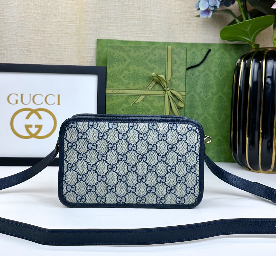 GG Supreme帆布小型肩背包 - 環境に配慮したデザインとクラシックカラー