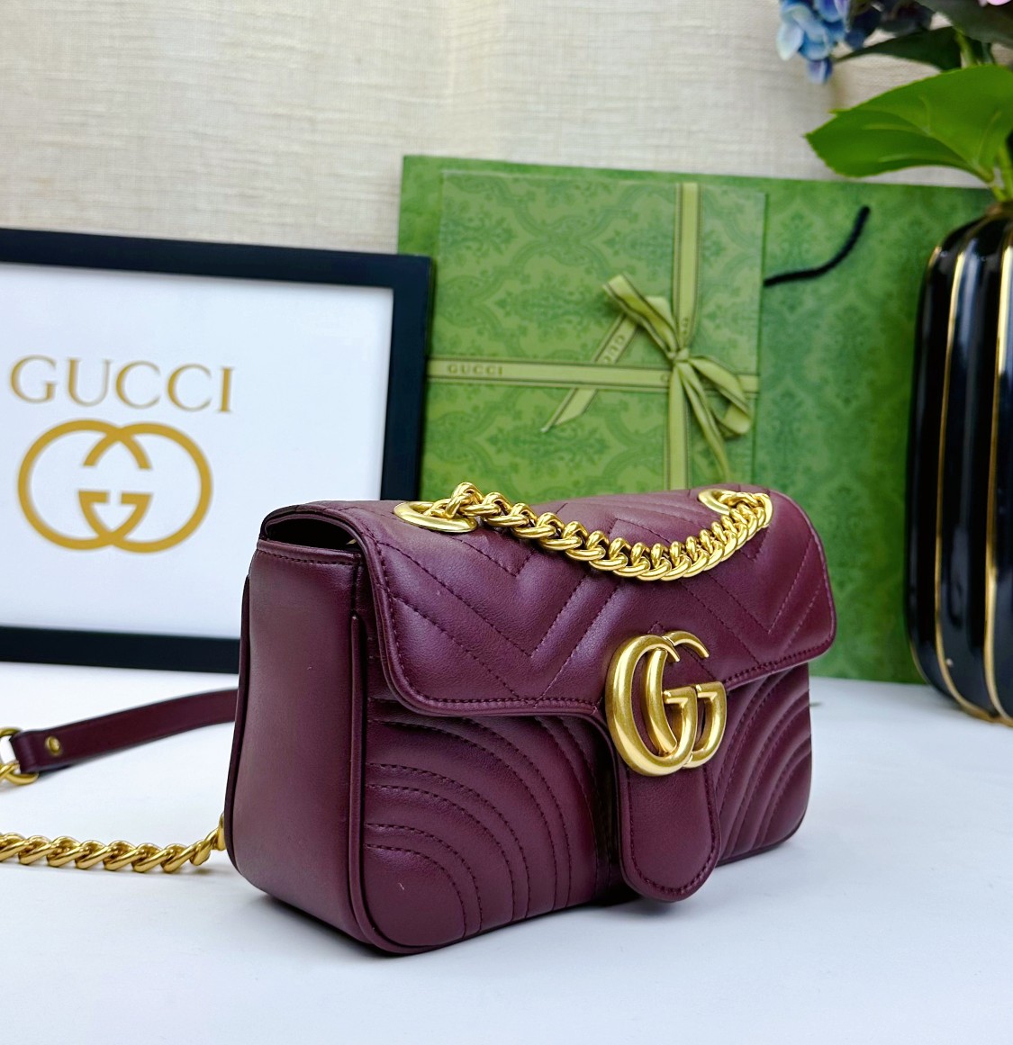小号 头层牛皮 令人欲罢不能的Gucci美包你收了吗？GG Marmont系列，优雅精巧的设计可是俘获了