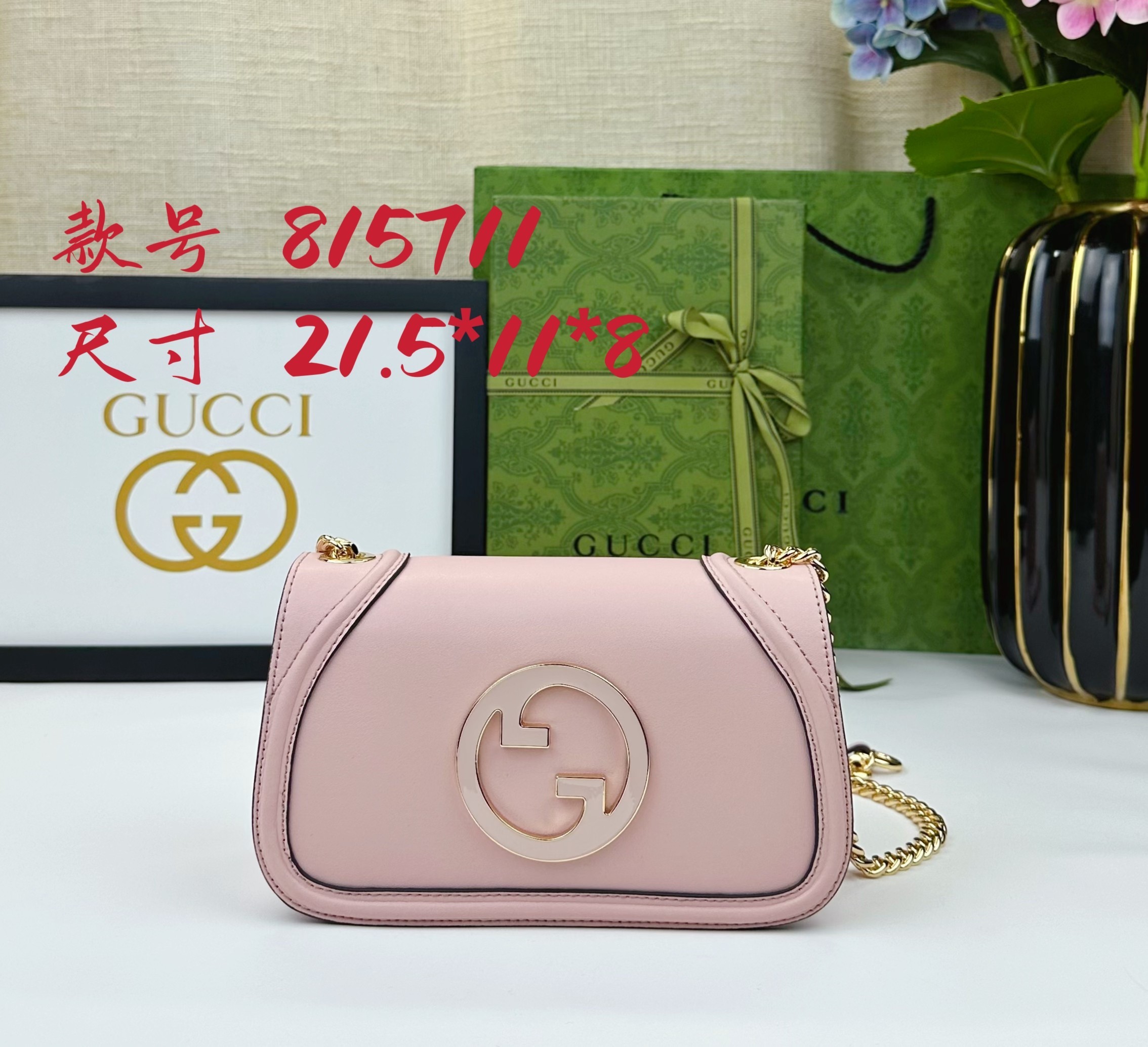 Gucci Blondie系列迷你肩背包Gucci Blondie系列全新手袋饰有在20世纪70年代初期