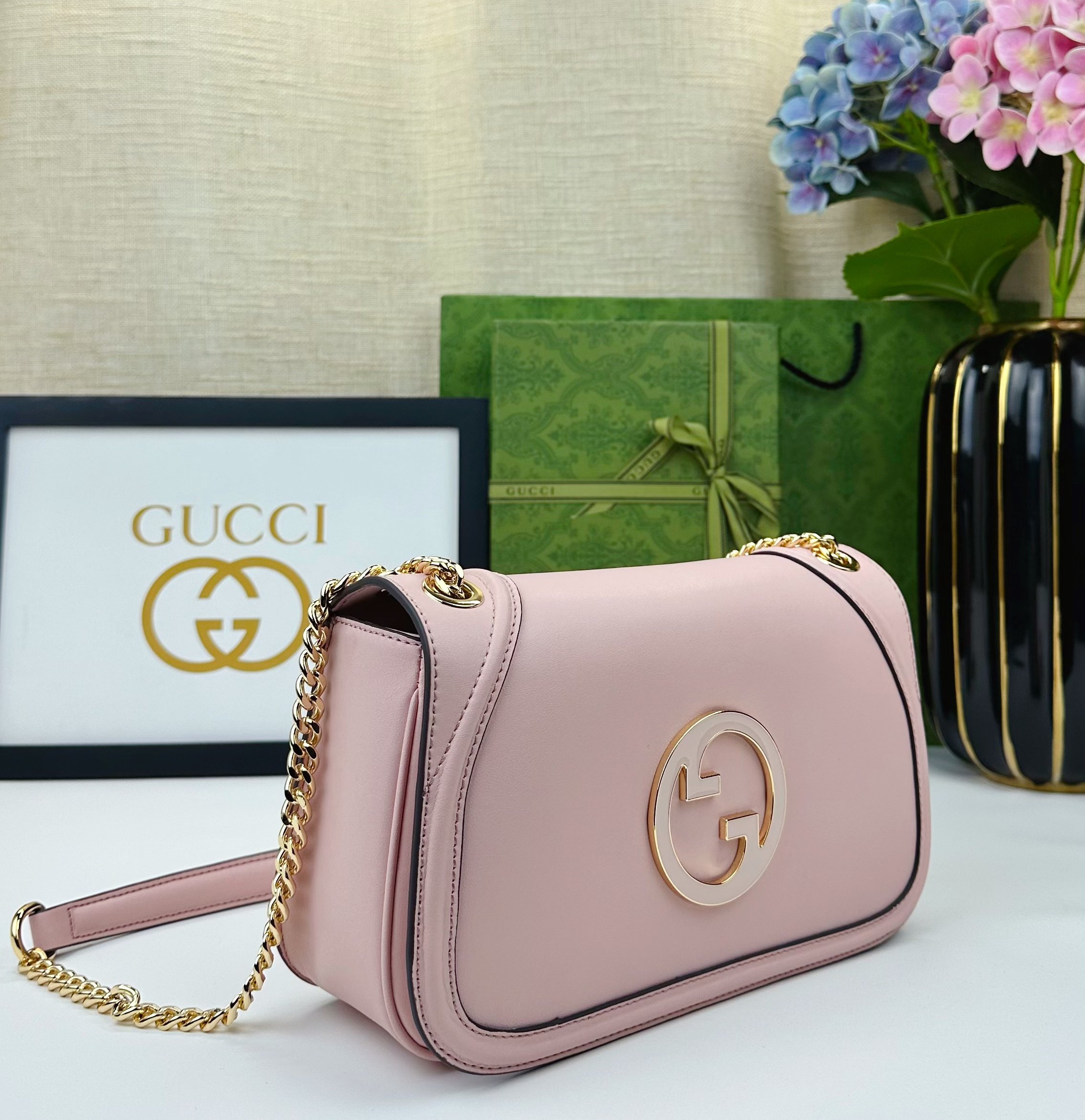 Gucci Blondie小号肩背包 - 浅粉色のエレガンス