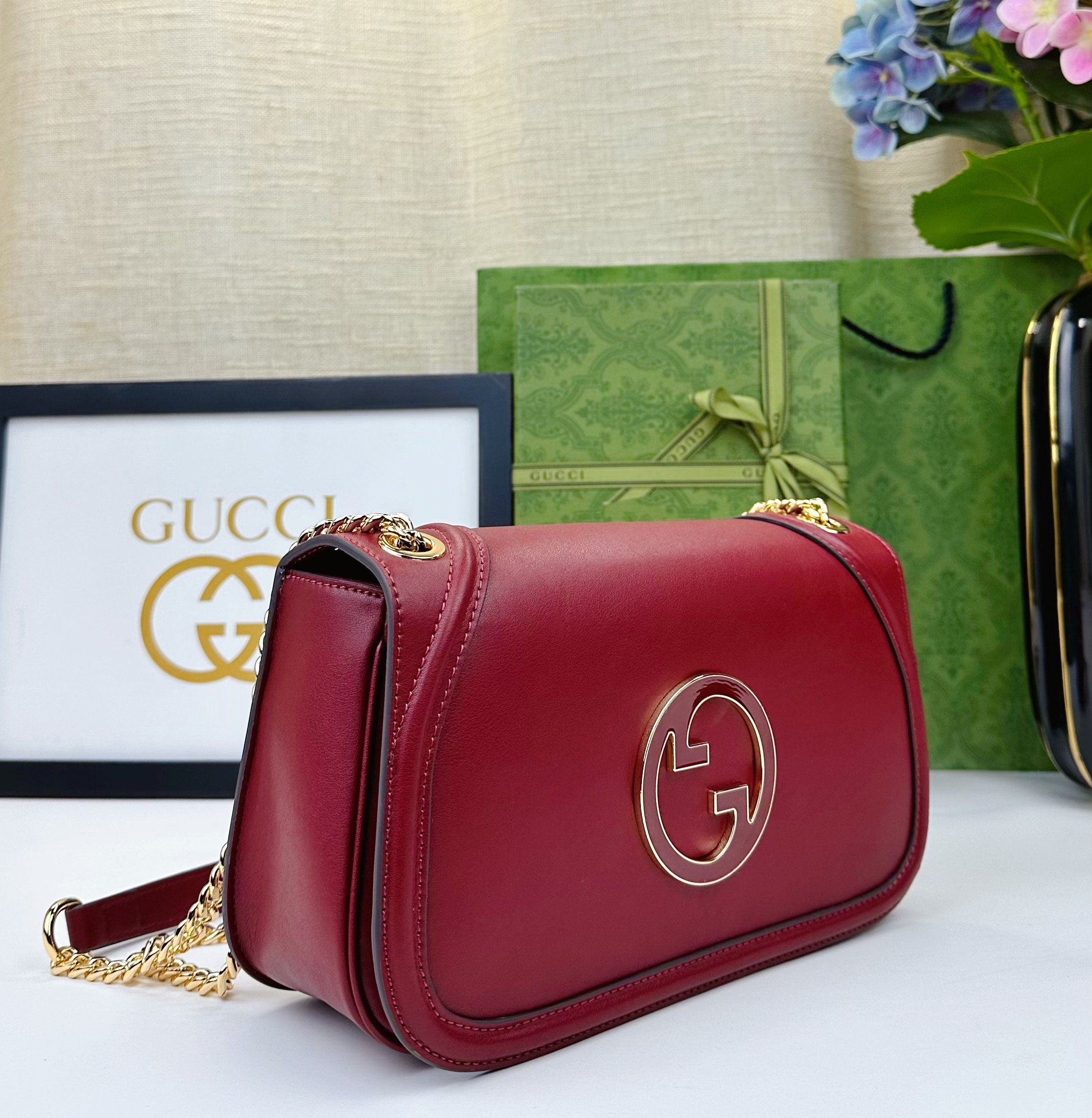 Gucci Blondie小号肩背包 - 浅粉色の魅力とクラシックなデザイン