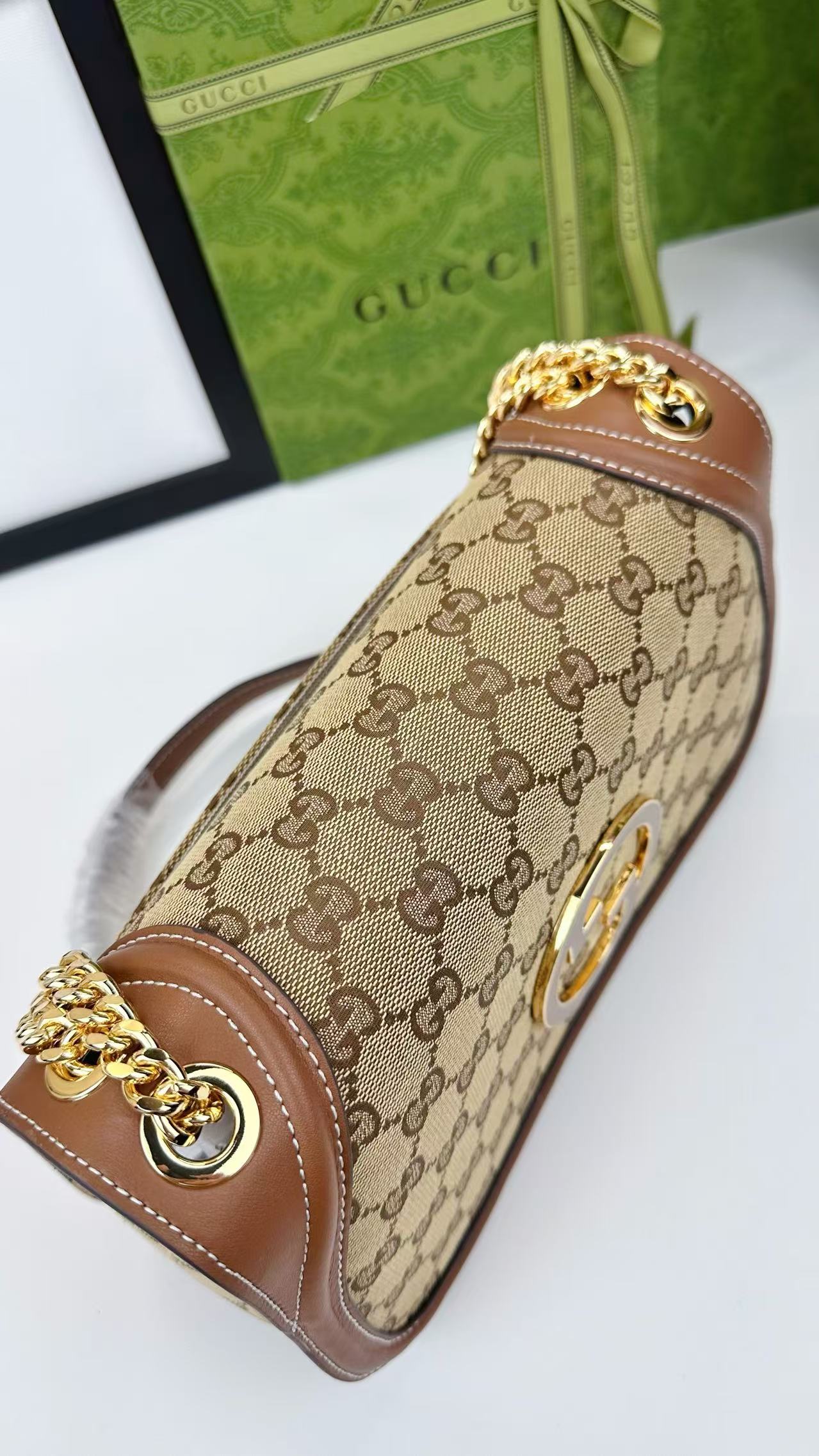 Gucci Blondie小号肩背包 - 浅粉色レザーとクラシックデザインが魅力