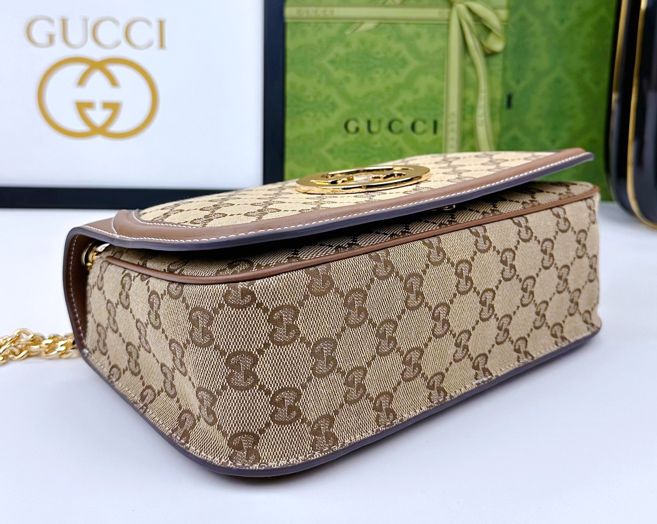 Gucci Blondie小号肩背包 - 浅粉色レザーとクラシックデザインが魅力