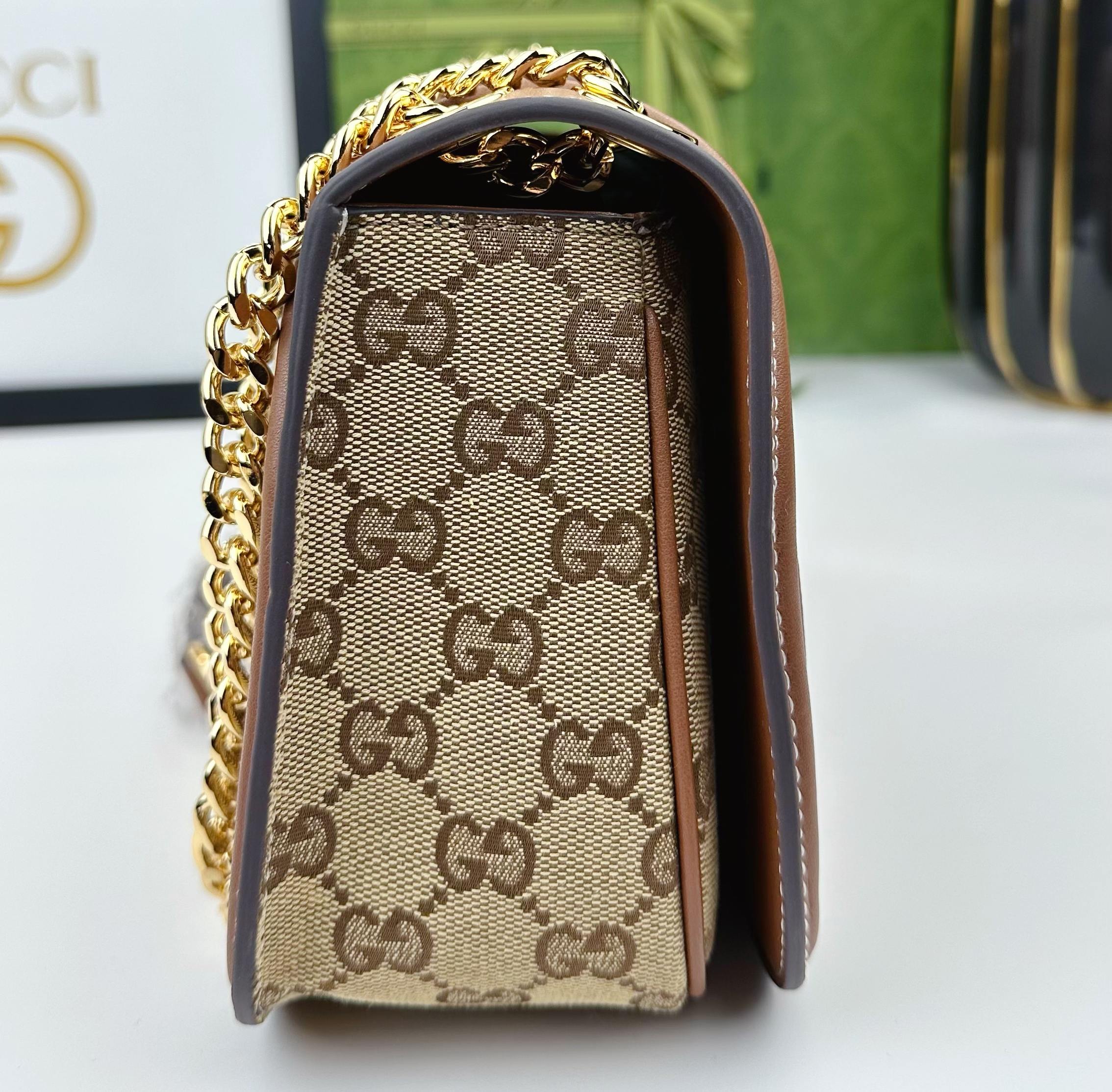 Gucci Blondie小号肩背包 - 浅粉色レザーとクラシックデザインが魅力