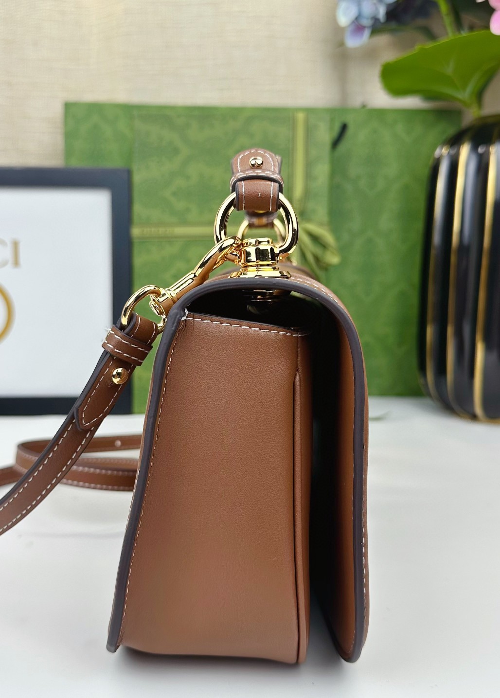 G家新作ダブルGデザインのトートバッグ - スタイリッシュな提手付き