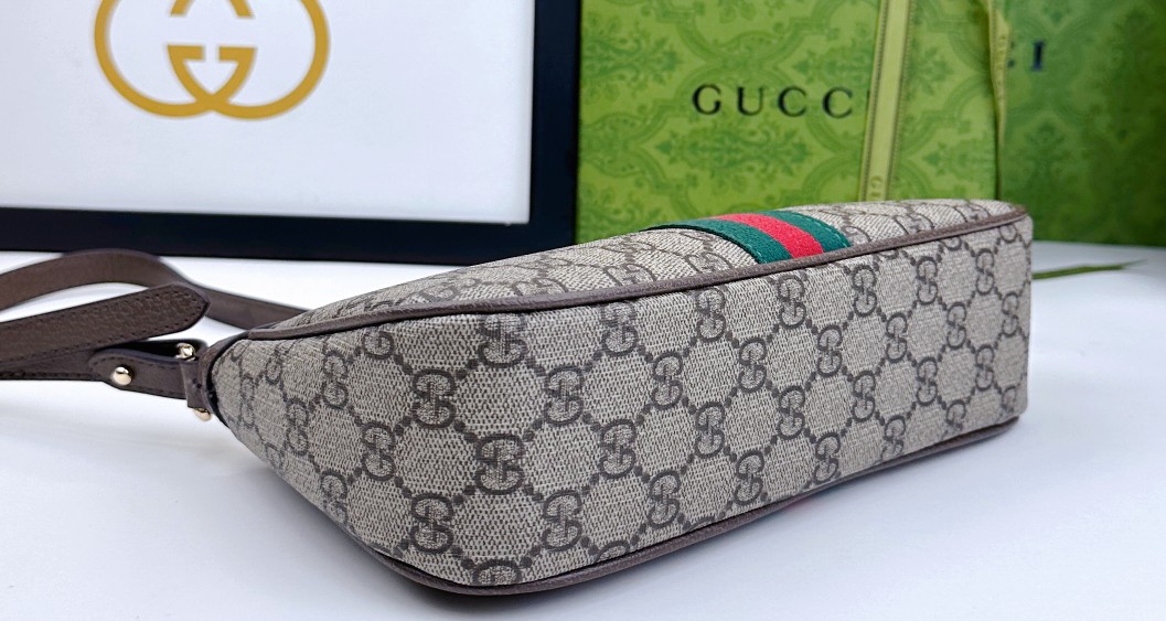 Ophidiaシリーズ ソフトな質感の新しいデザインバッグ