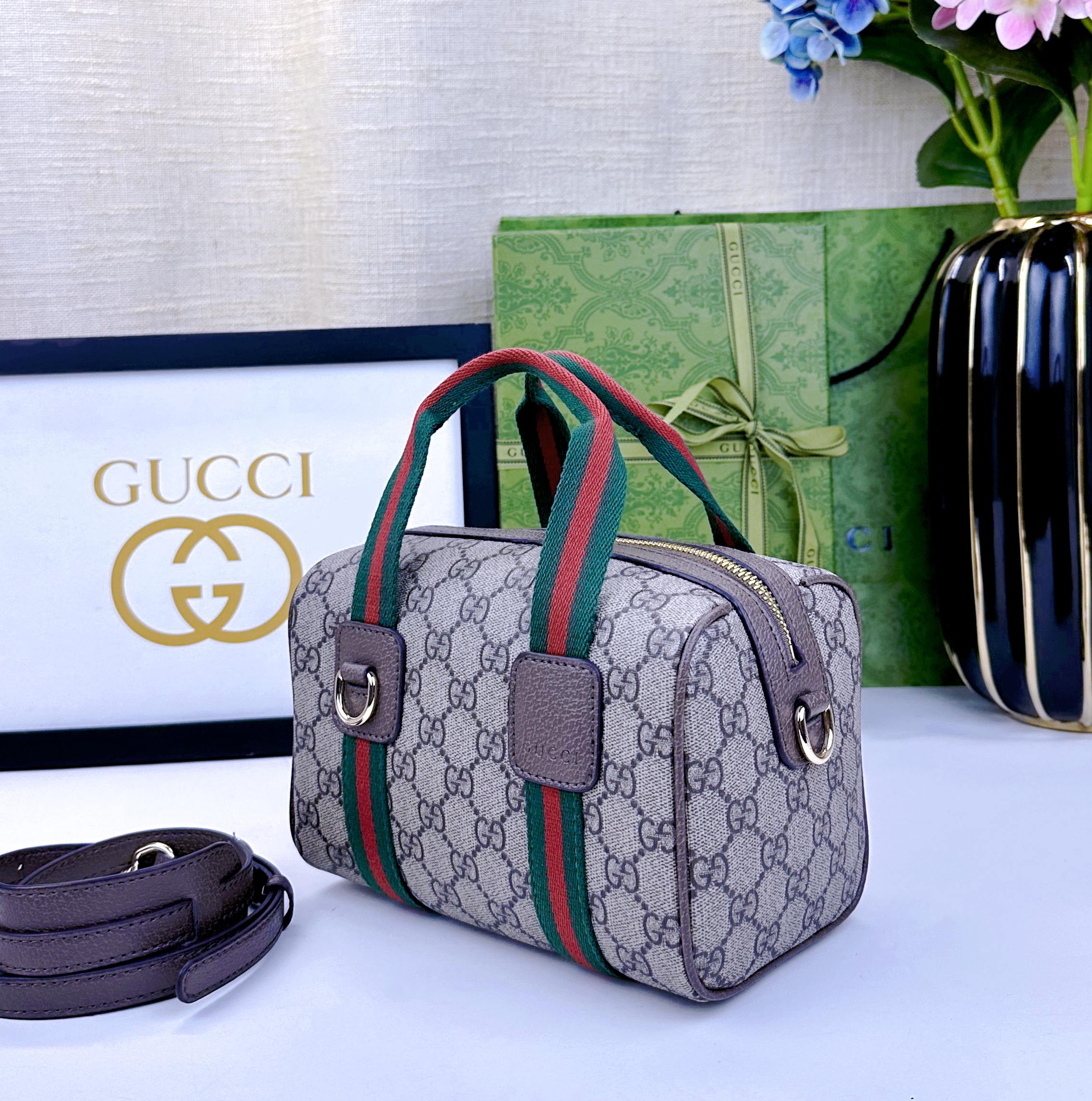Gucci Mini GG手袋 - クラシックな旅行バッグデザイン