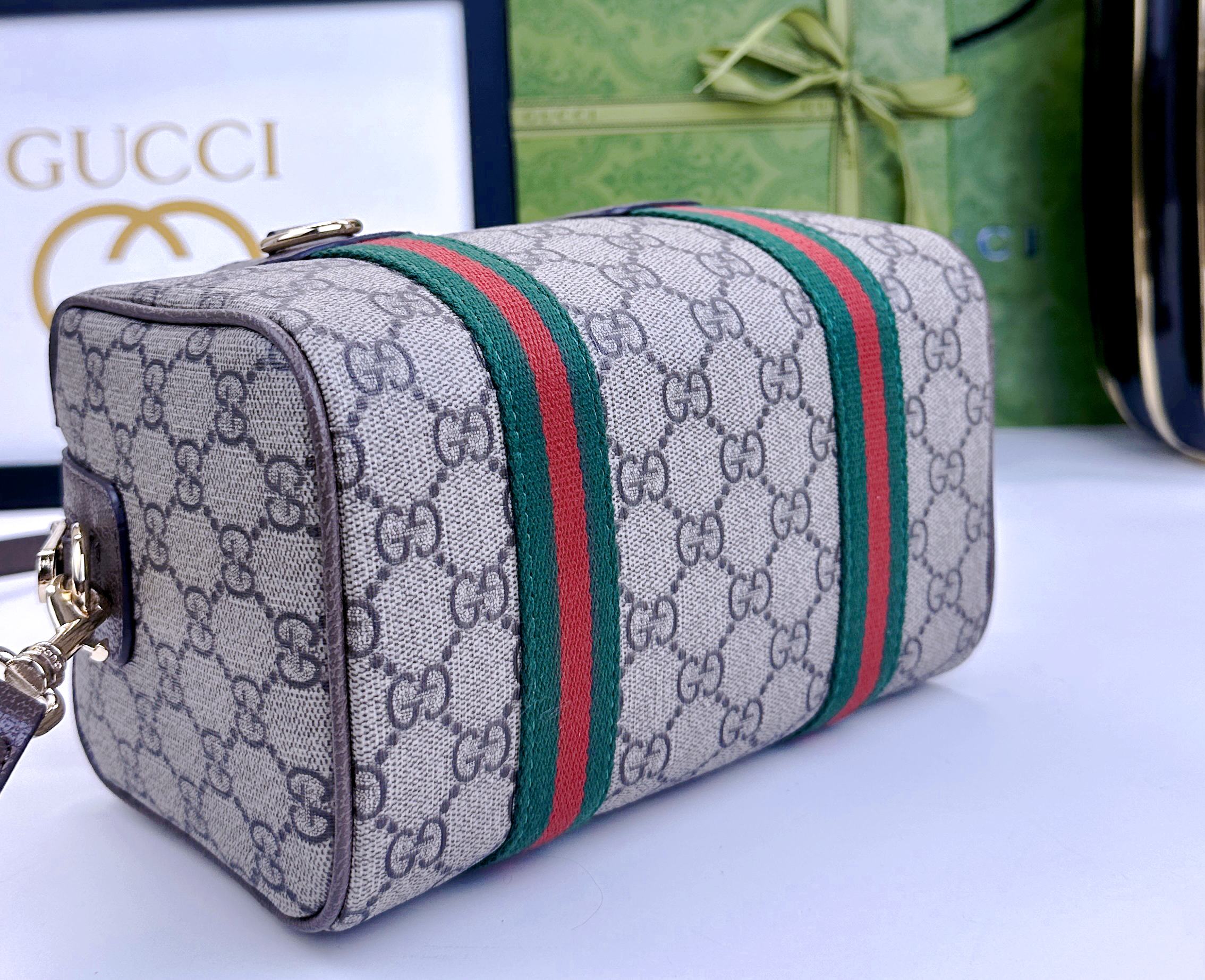 Gucci Mini GG手袋 - クラシックな旅行バッグデザイン