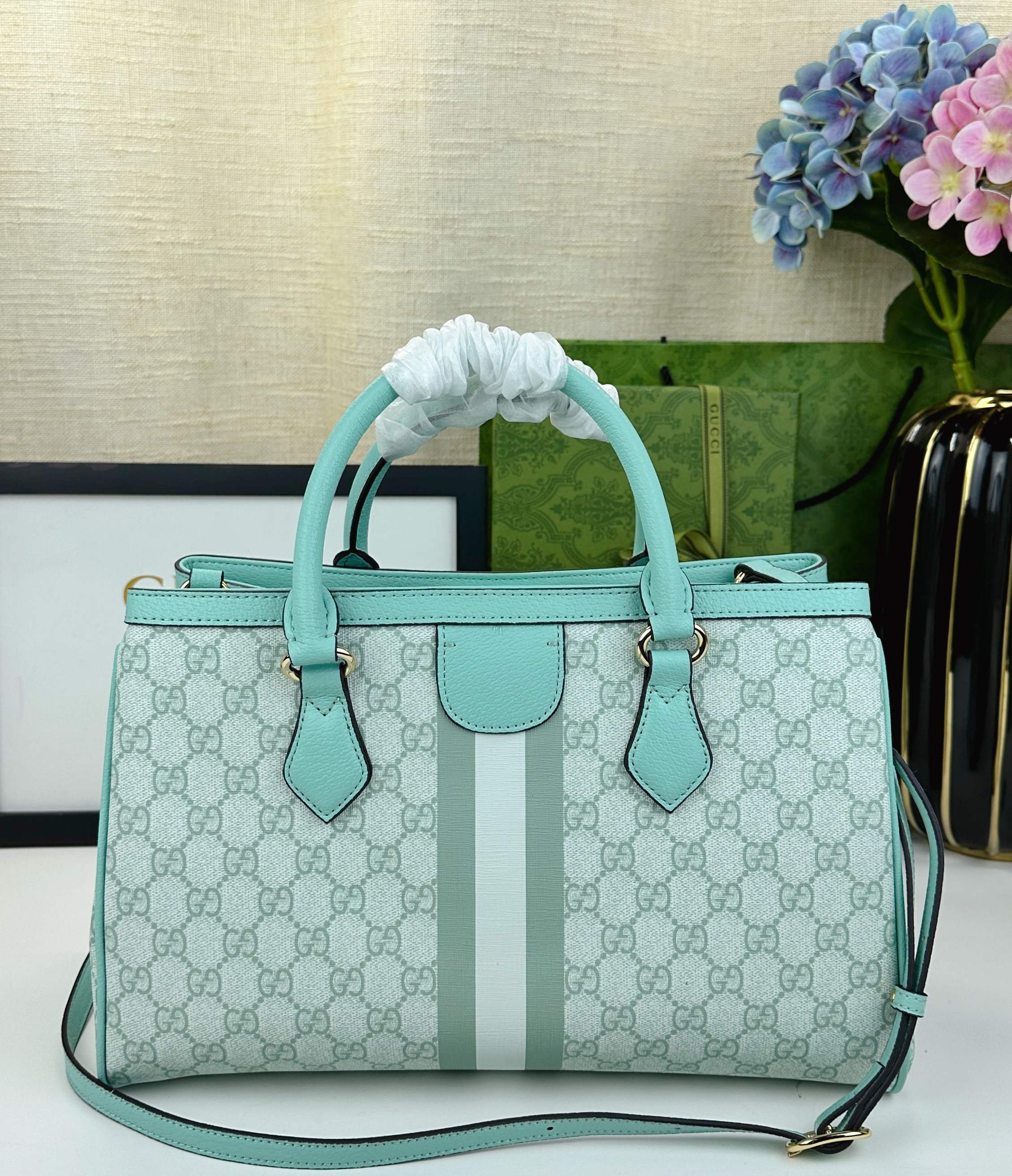 Ophidiaシリーズ新型バック - 米色と深棕色のコンビネーション