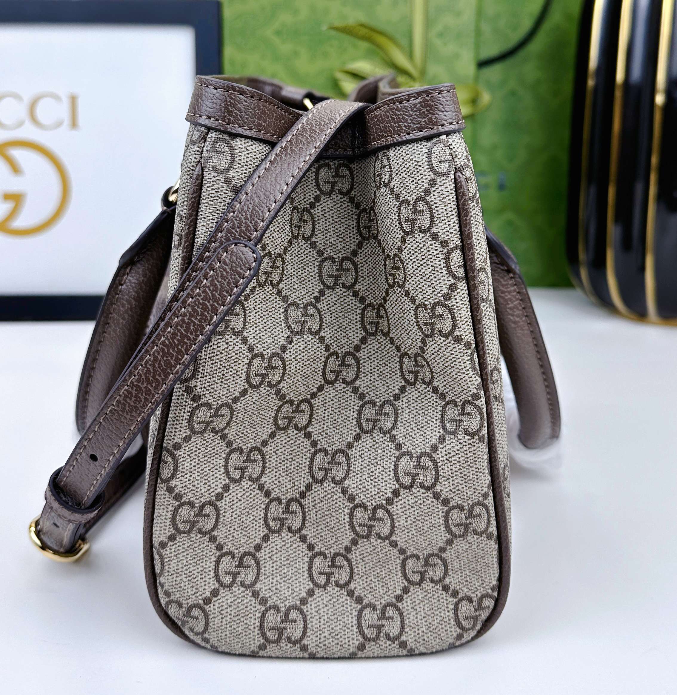 Ophidiaシリーズ新型ソフトバッグ