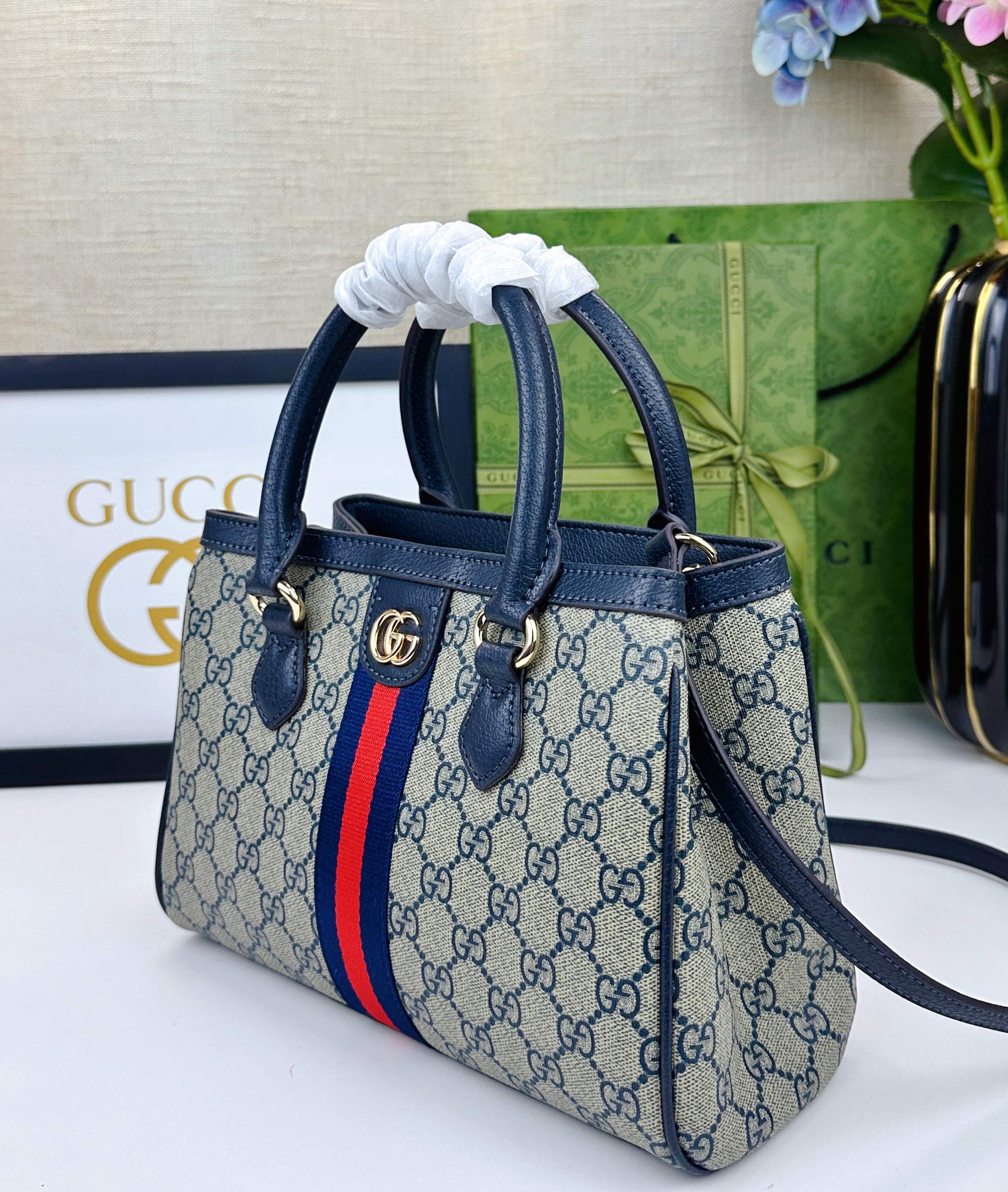 Ophidiaシリーズの新しいデザインソフトレザーバッグ